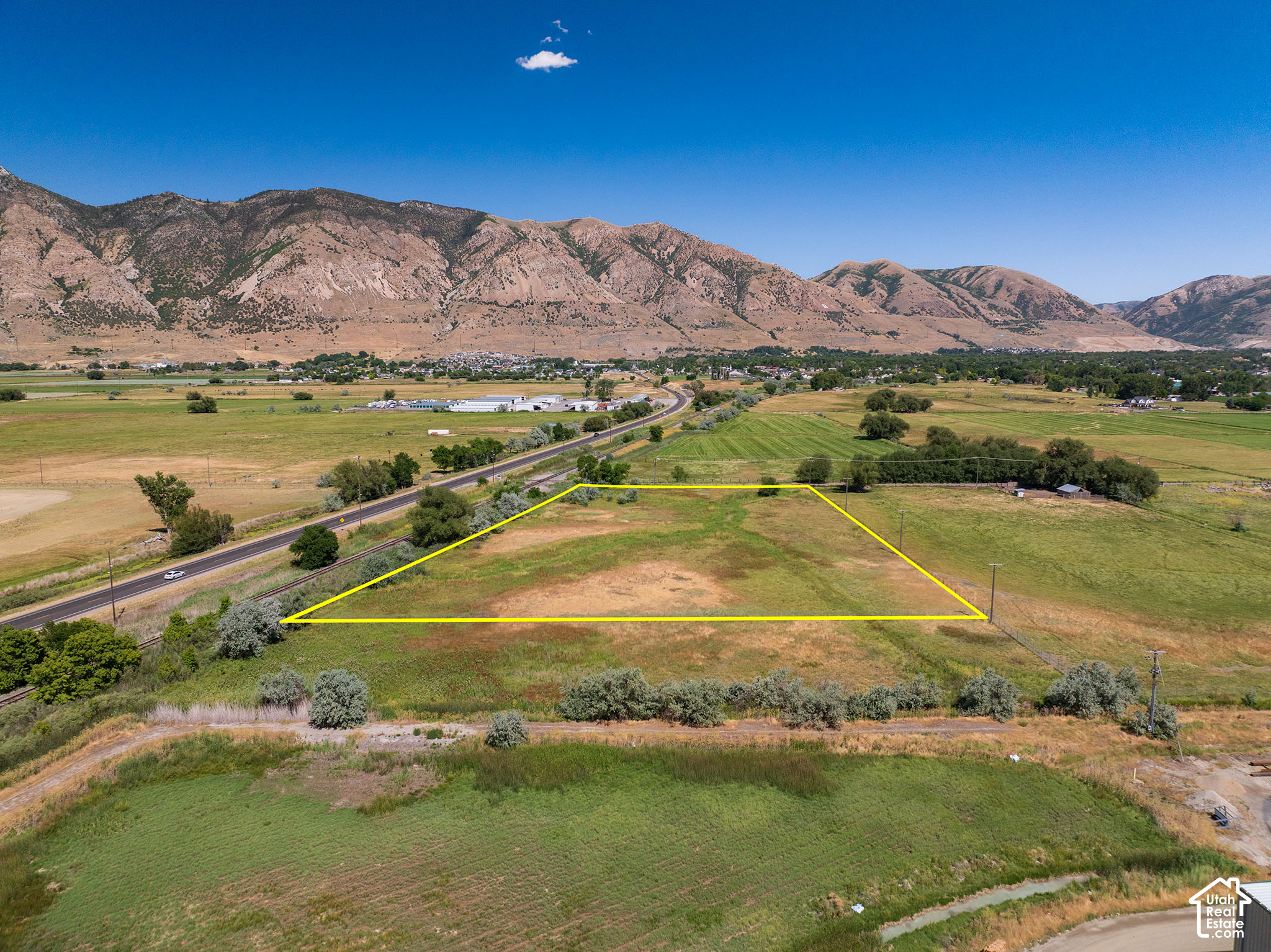 main property photo 5