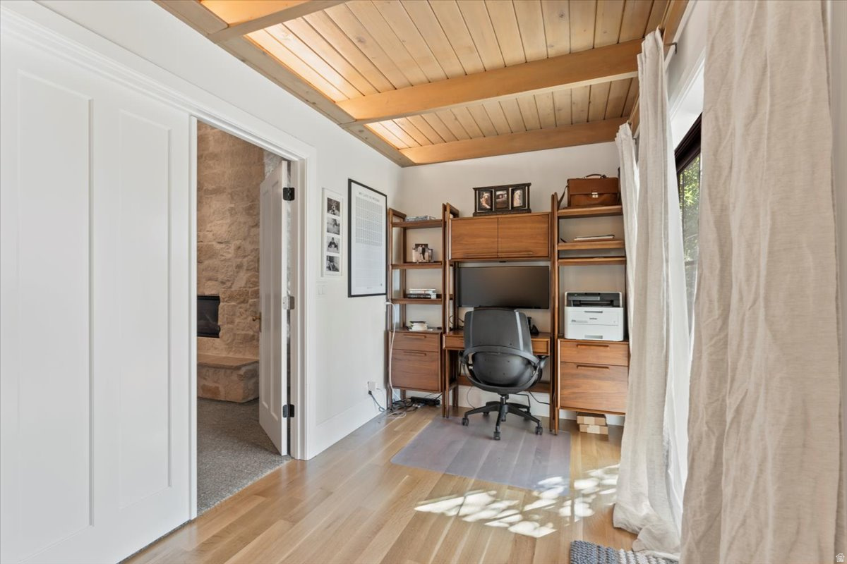 main property photo 19