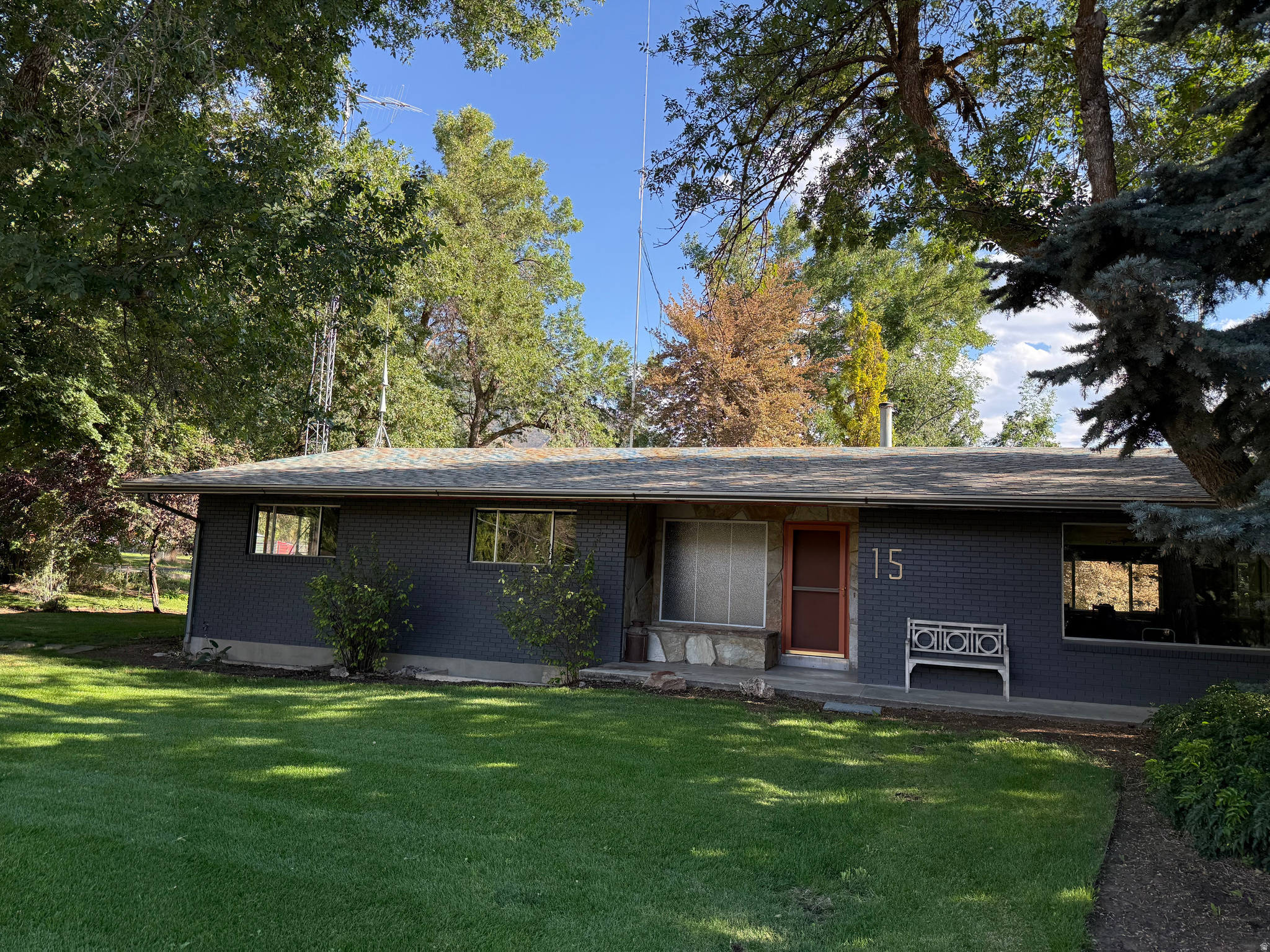 main property photo 20