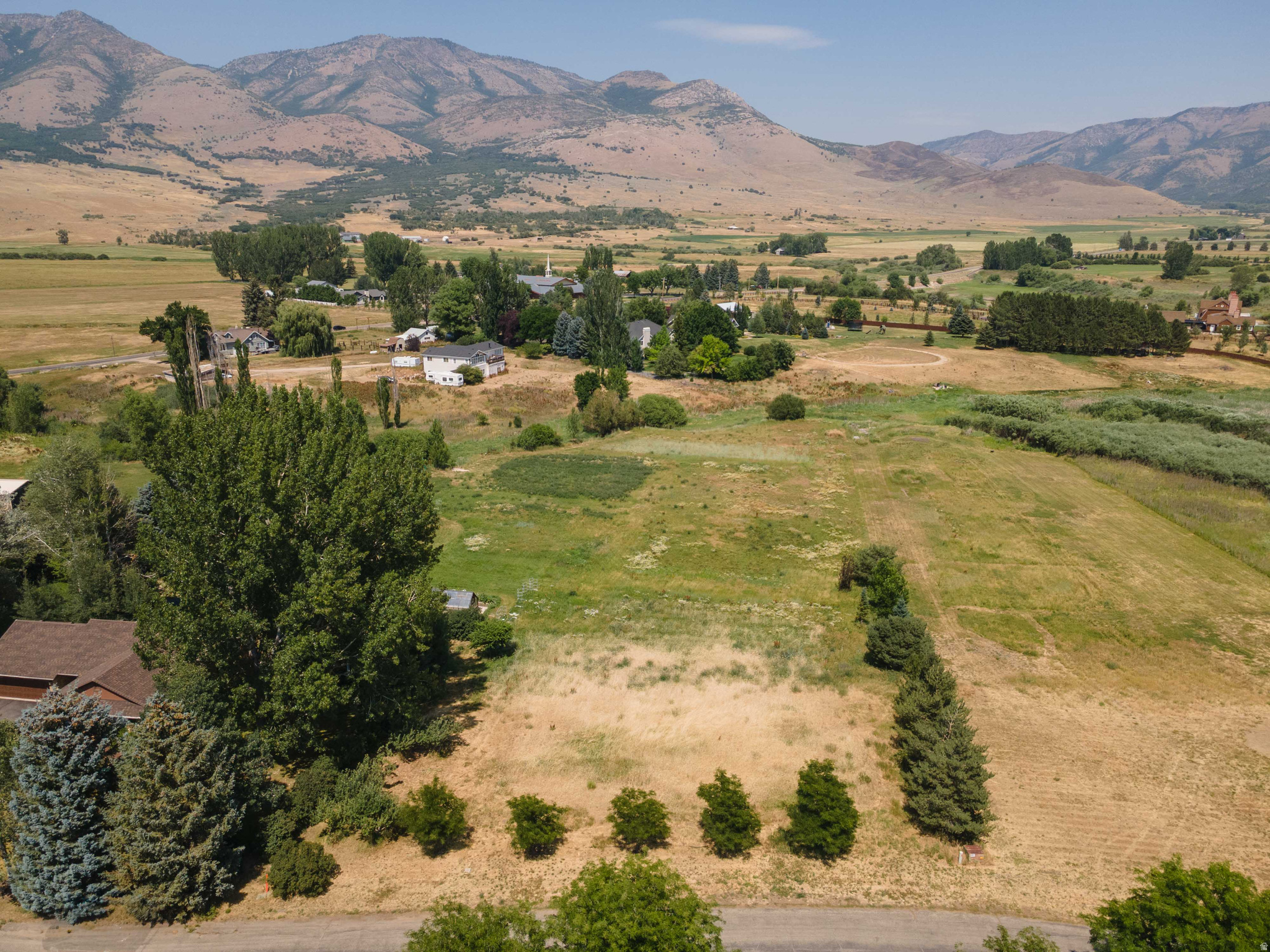 main property photo 7
