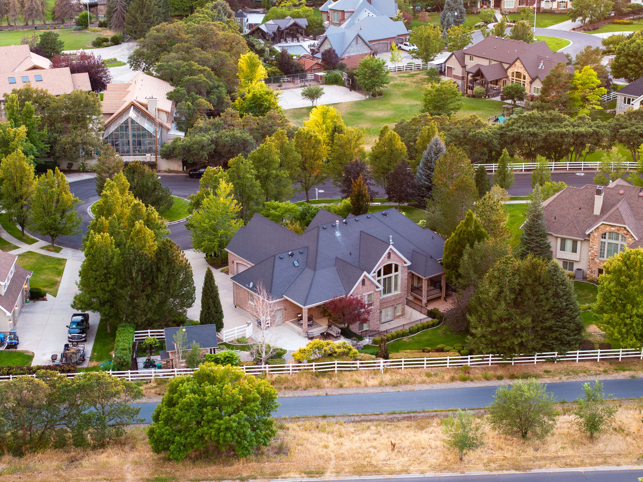 main property photo 7