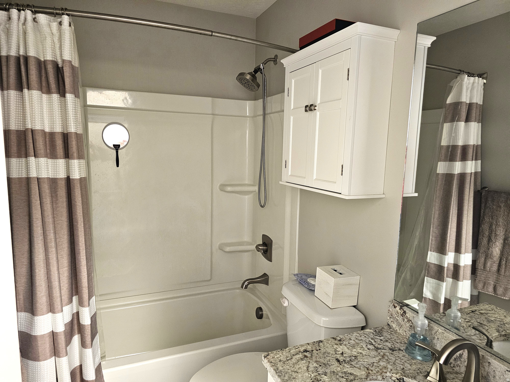 main property photo 13