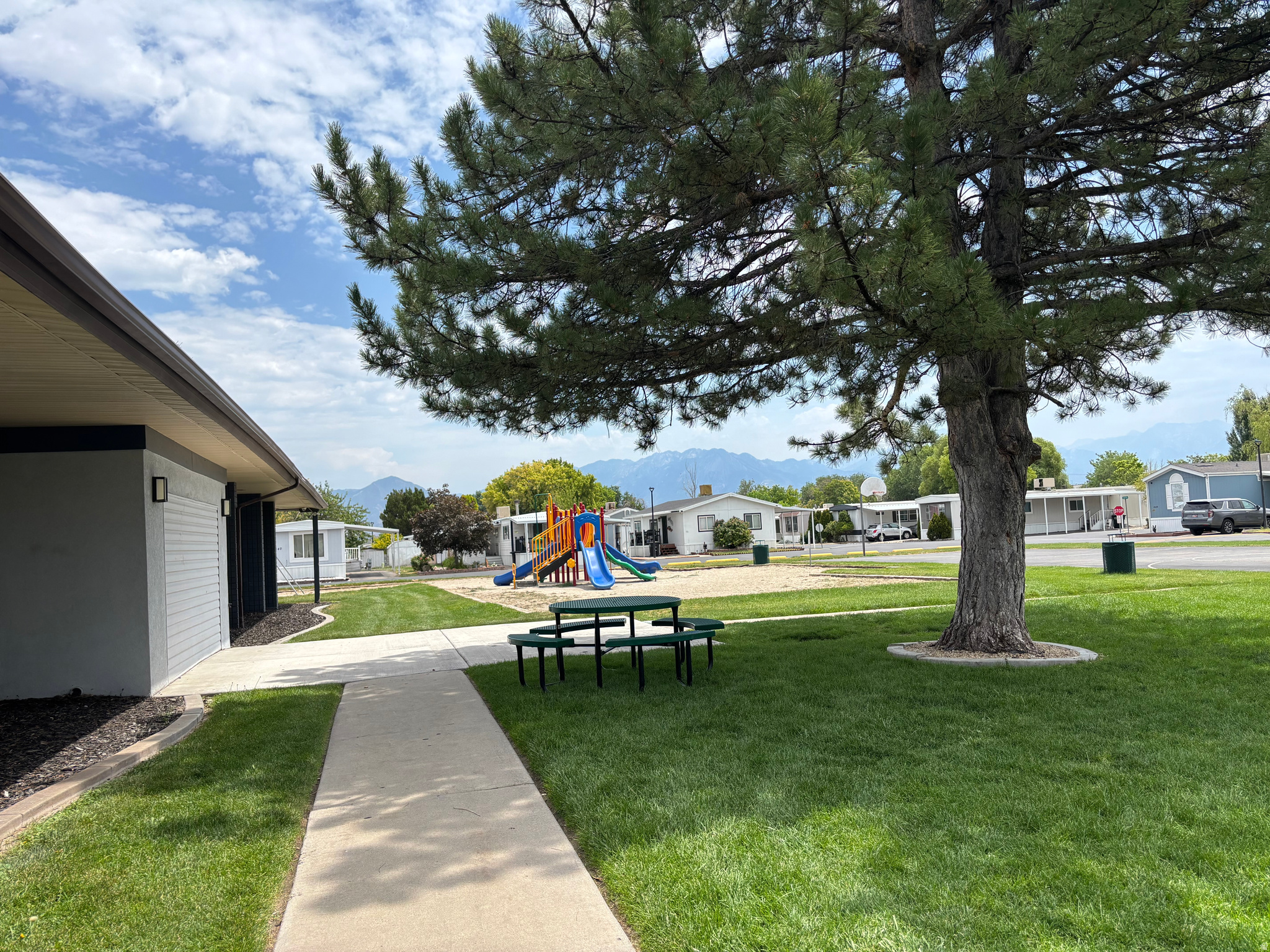 main property photo 18