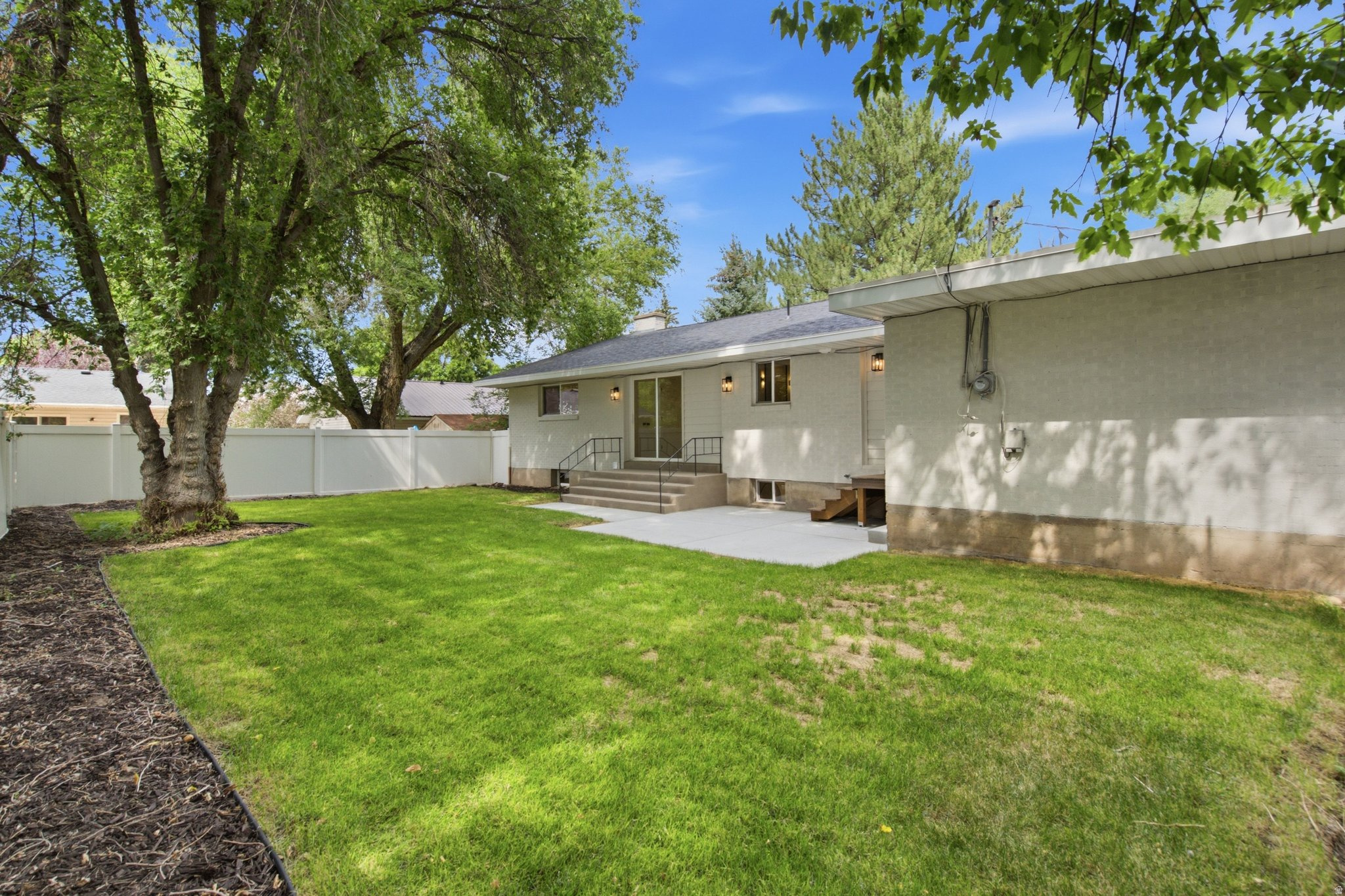 main property photo 60