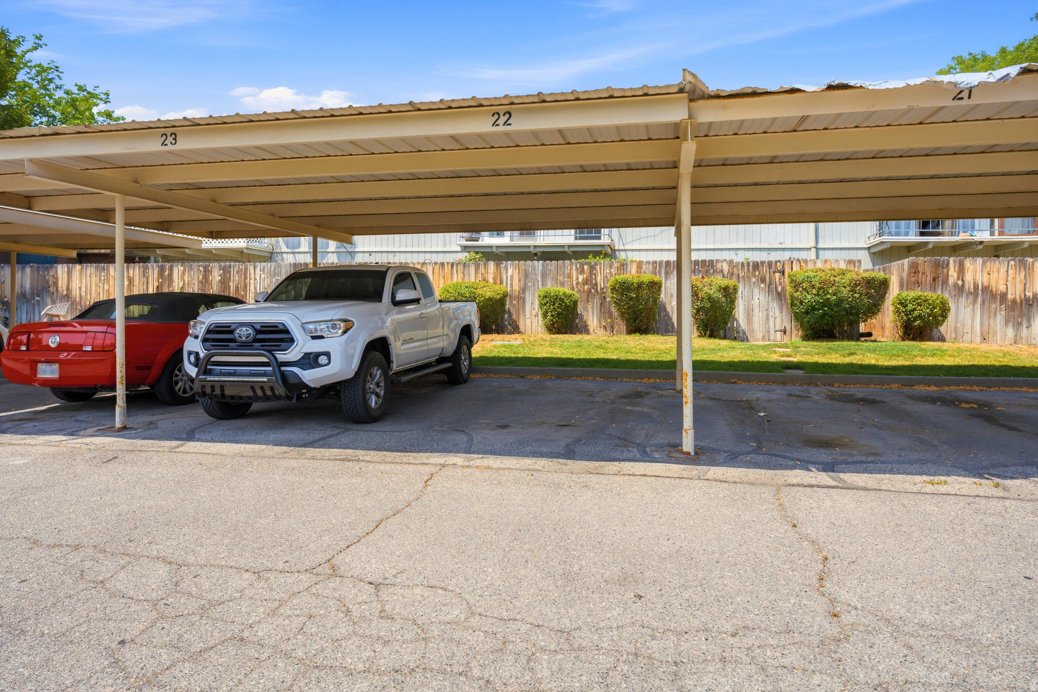 main property photo 18