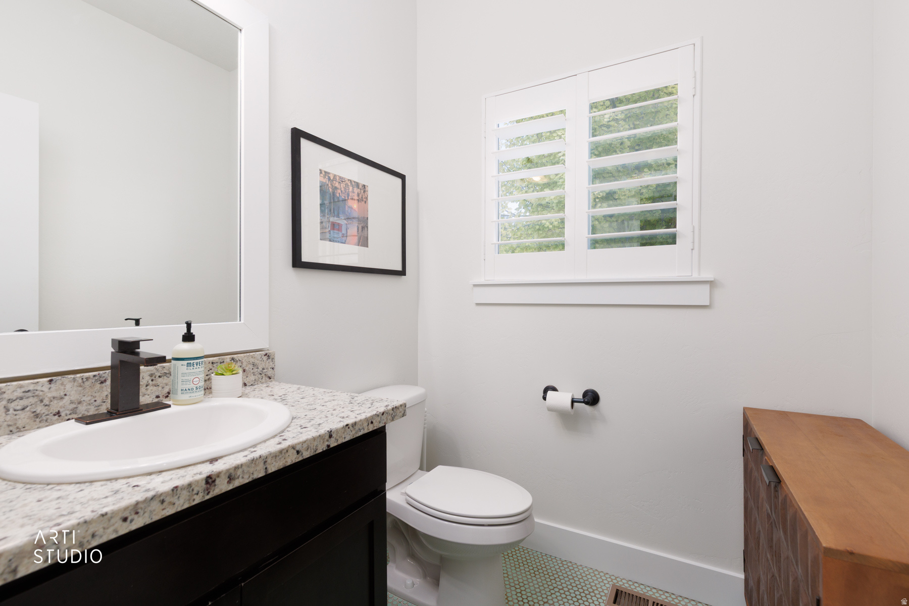 main property photo 58