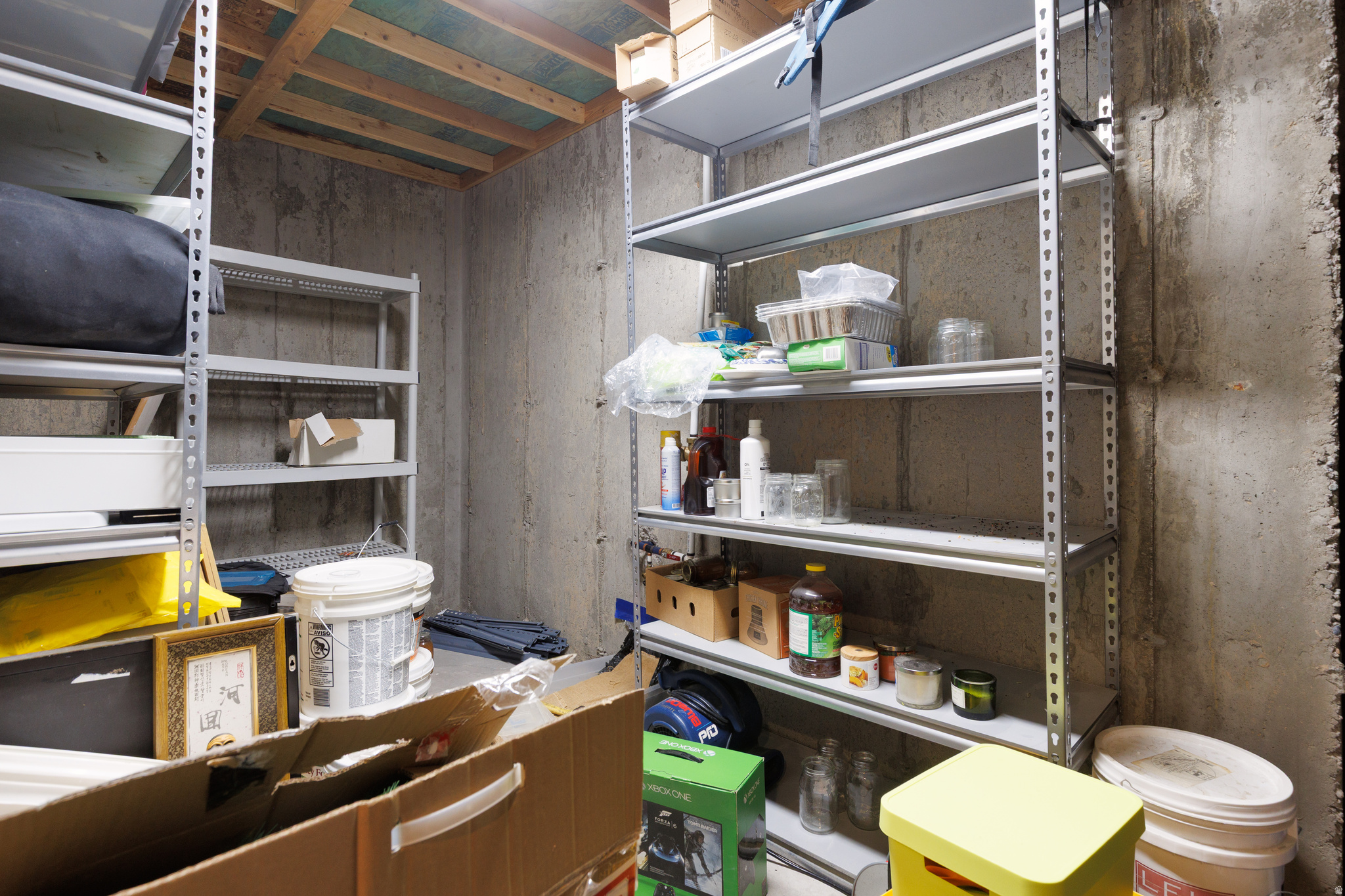 main property photo 99