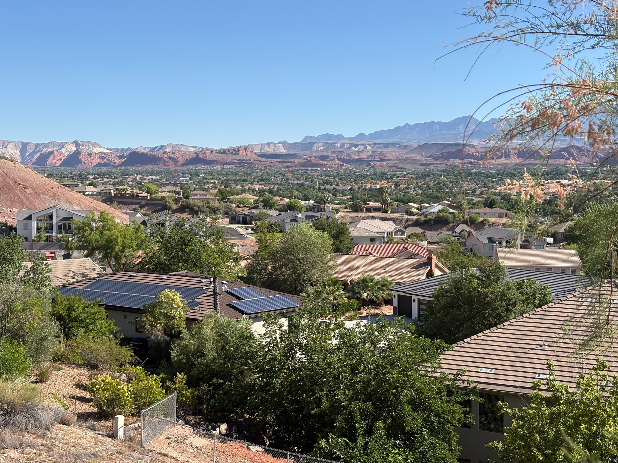 main property photo 19