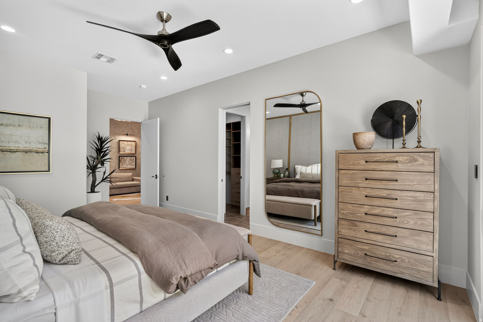 main property photo 64