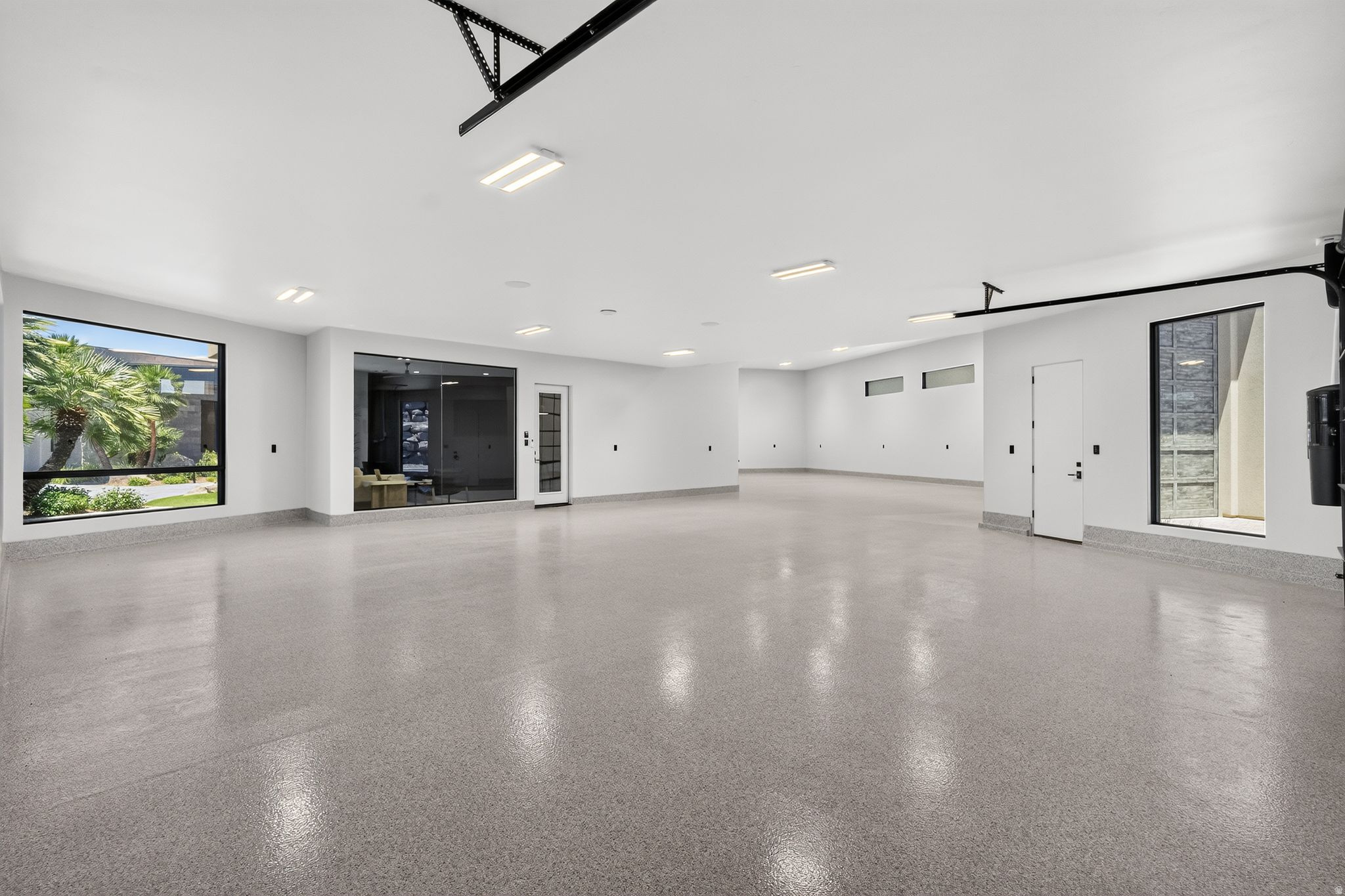 main property photo 89
