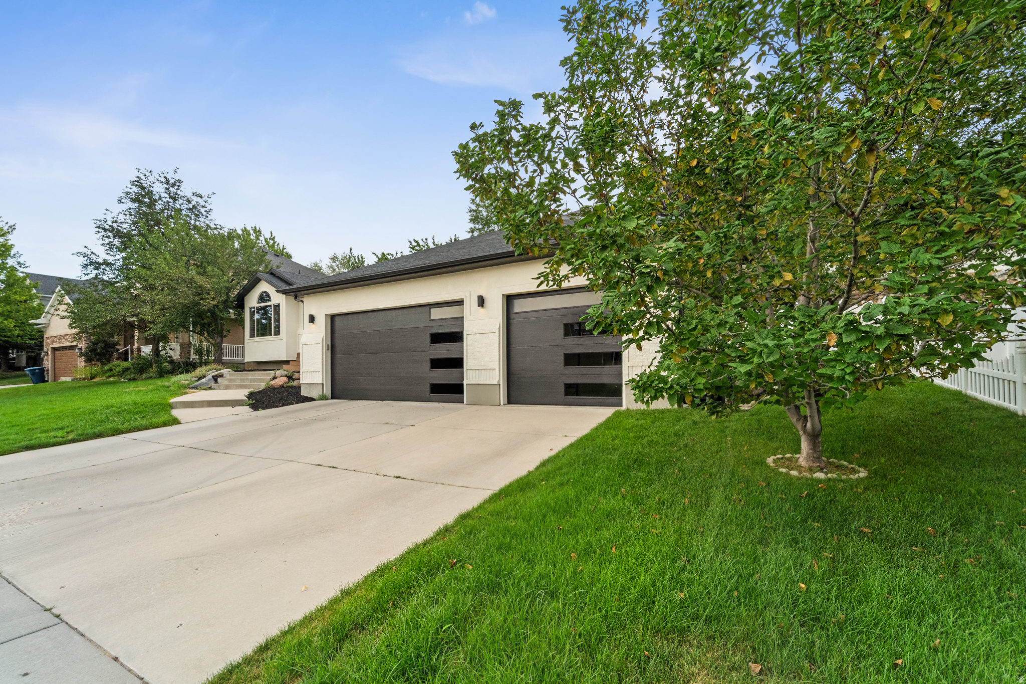 main property photo 80