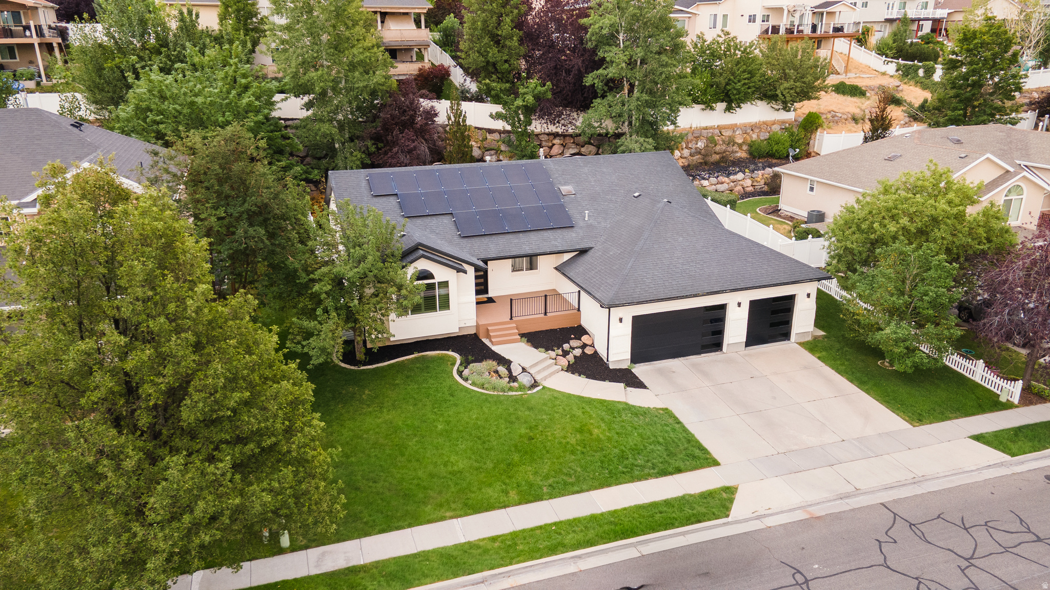 main property photo 84