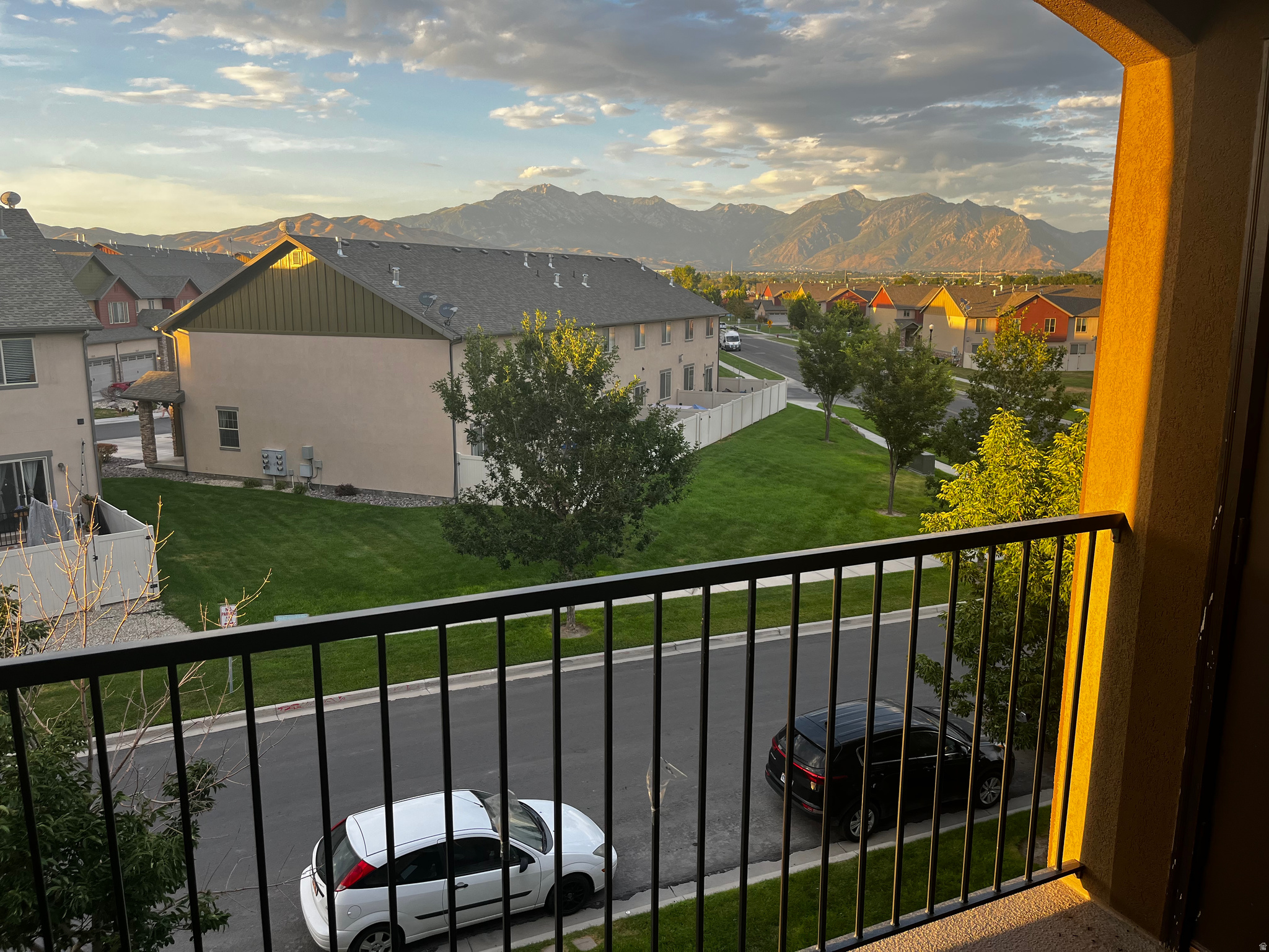 main property photo 12