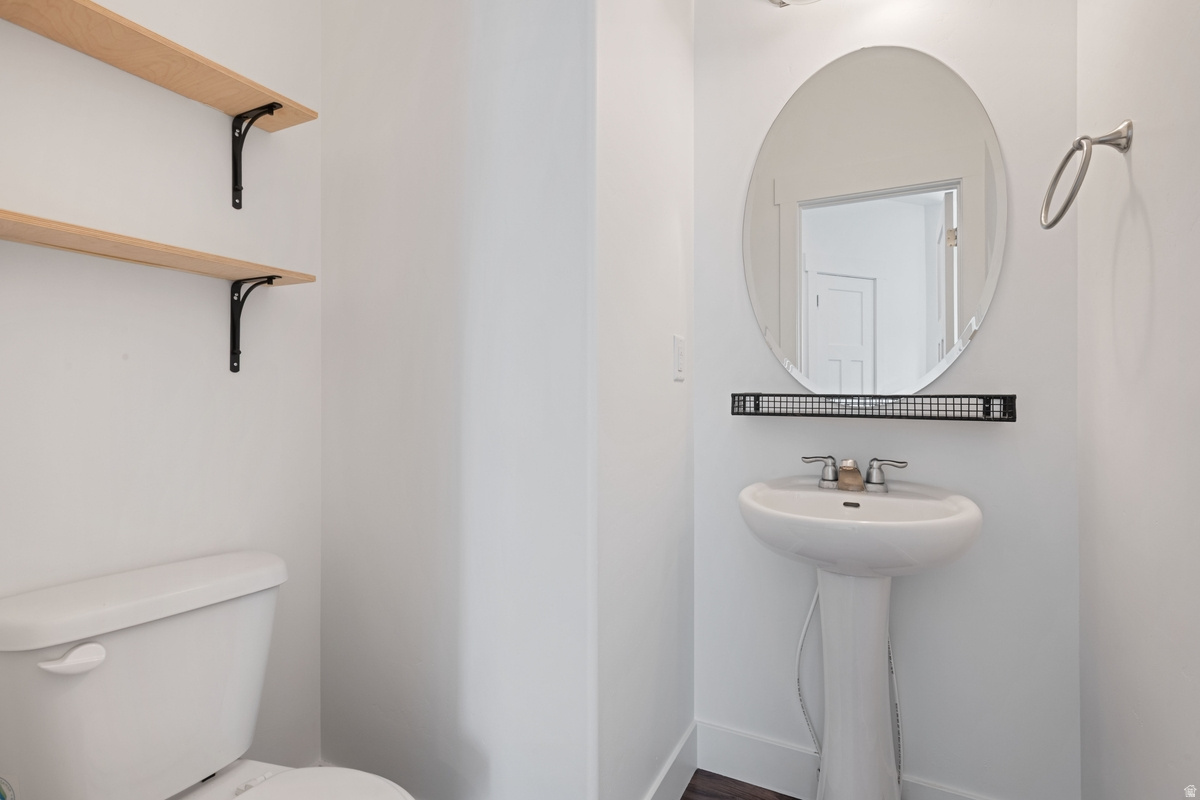 main property photo 12