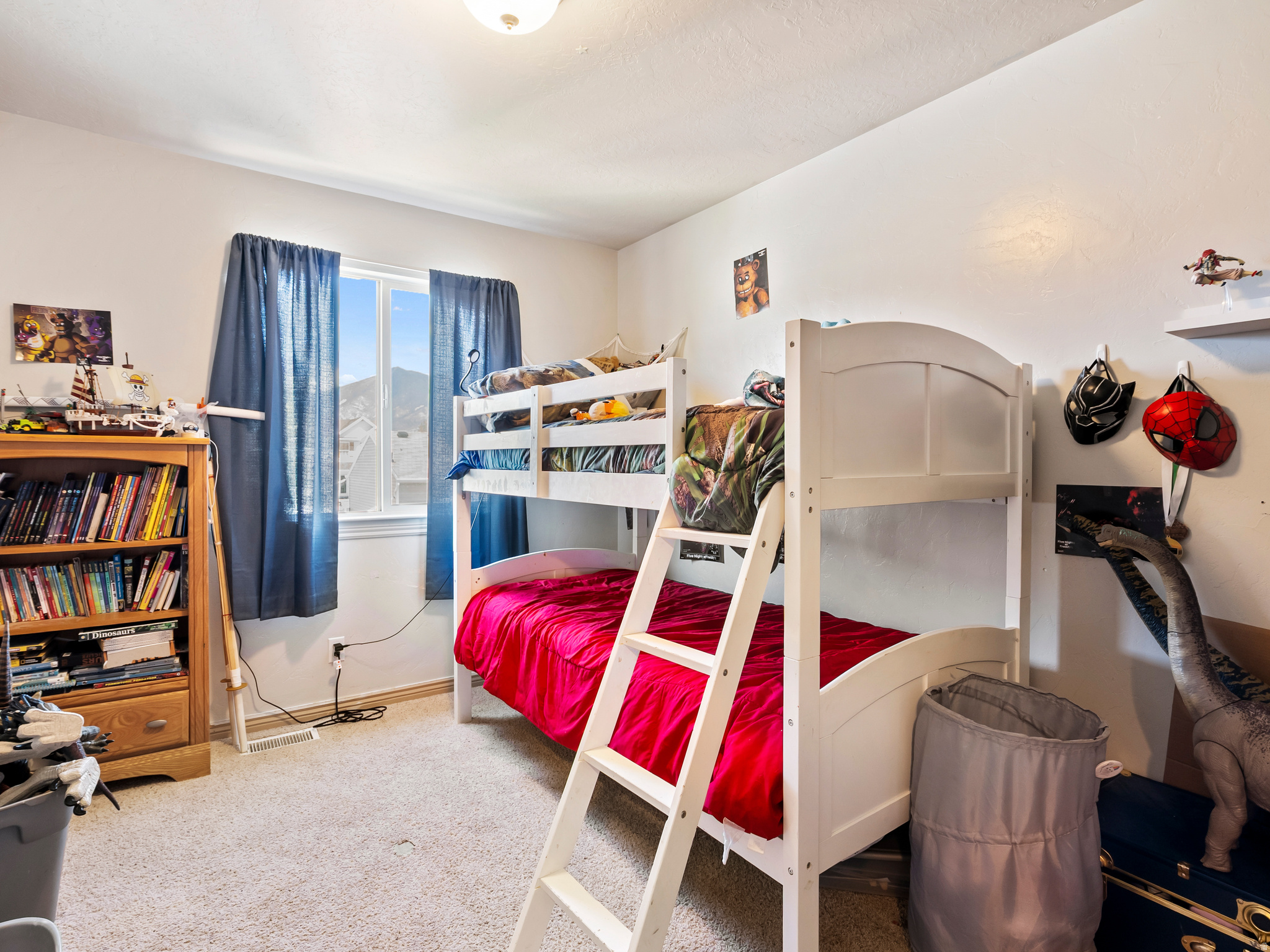 main property photo 25