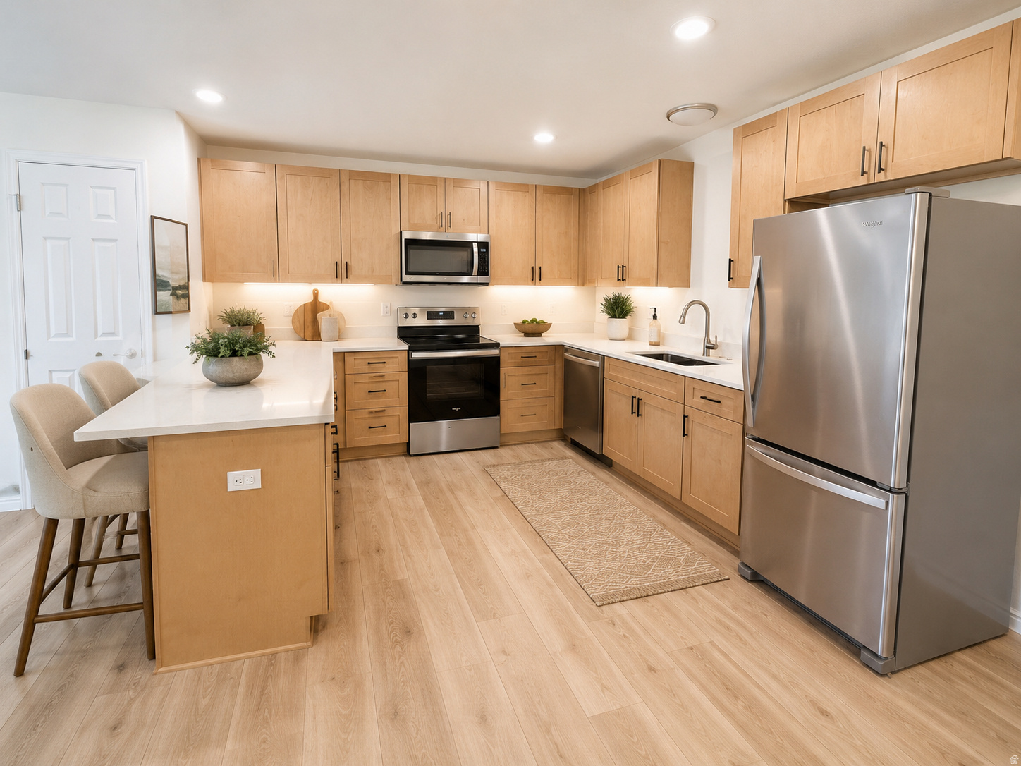 main property photo 6