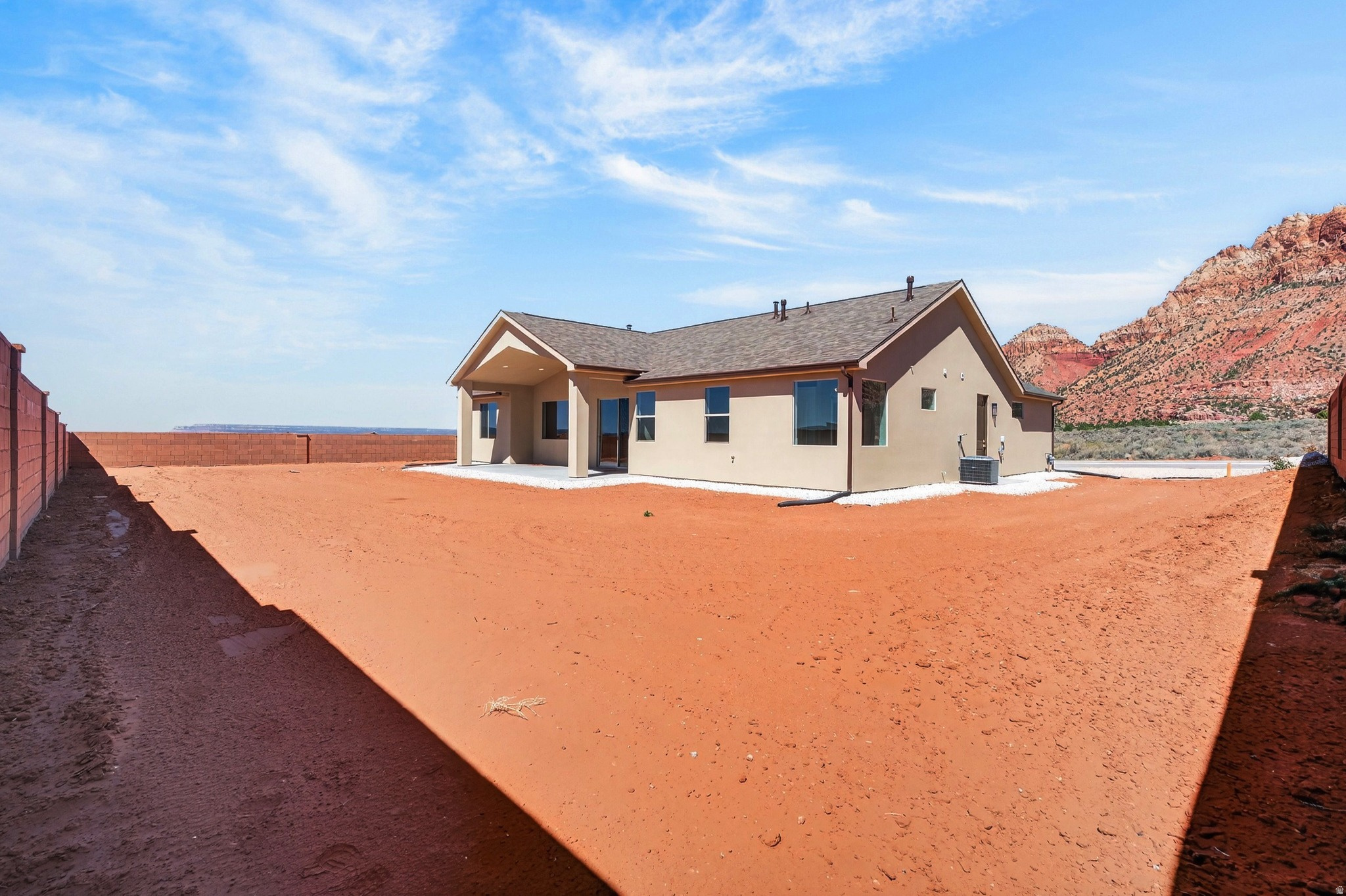 main property photo 50