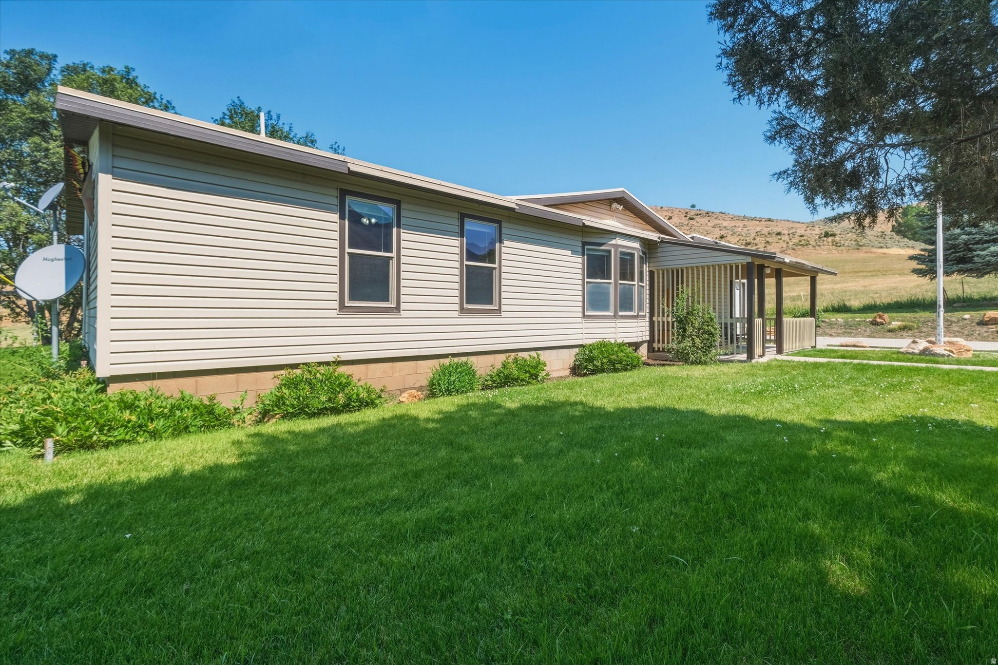 main property photo 34