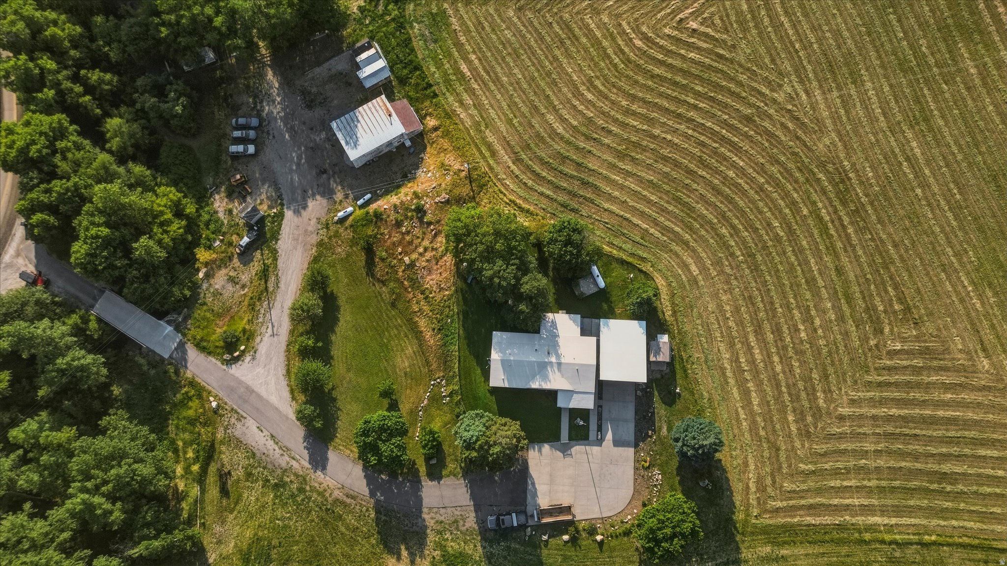 main property photo 48