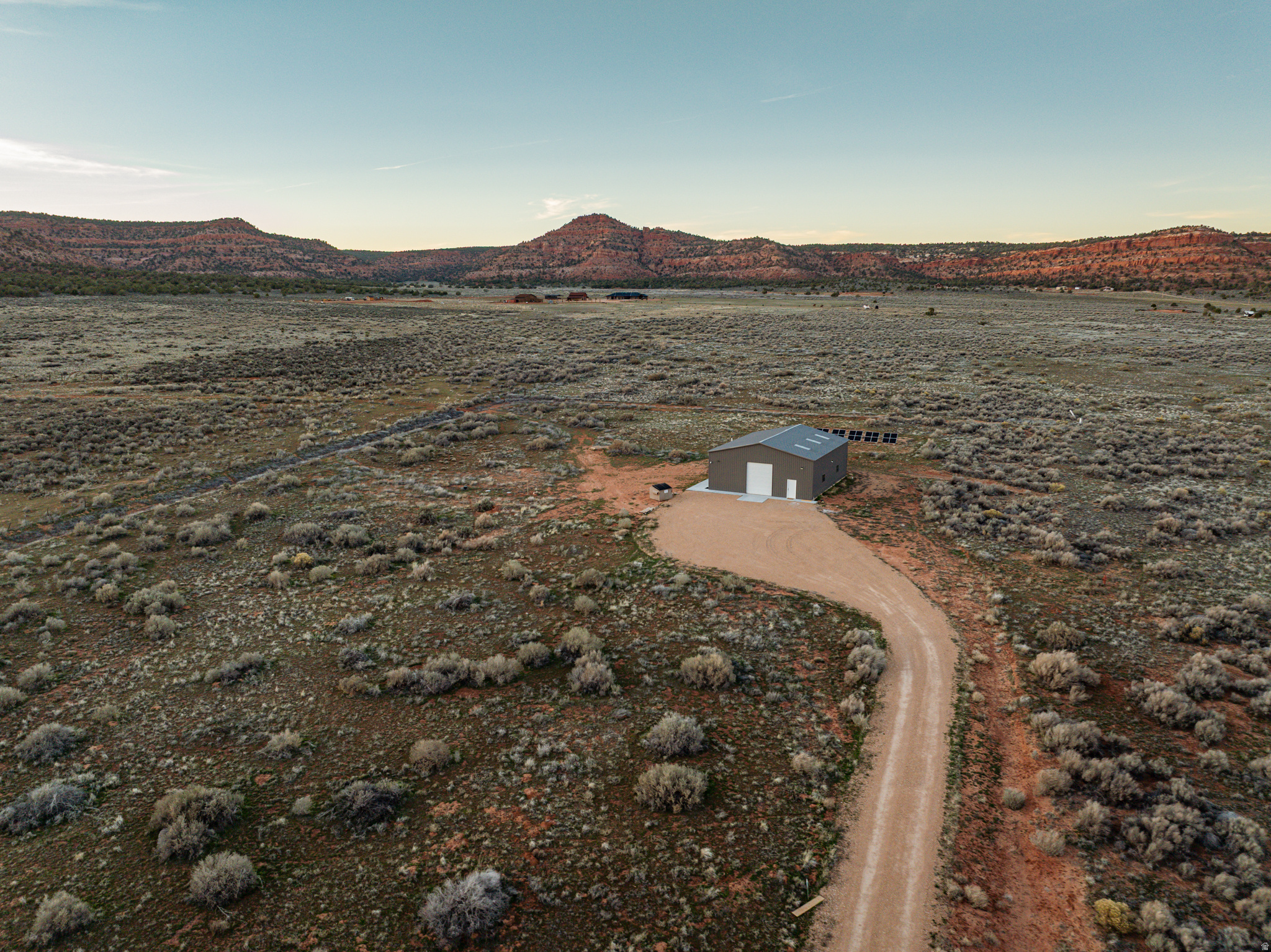 main property photo 4