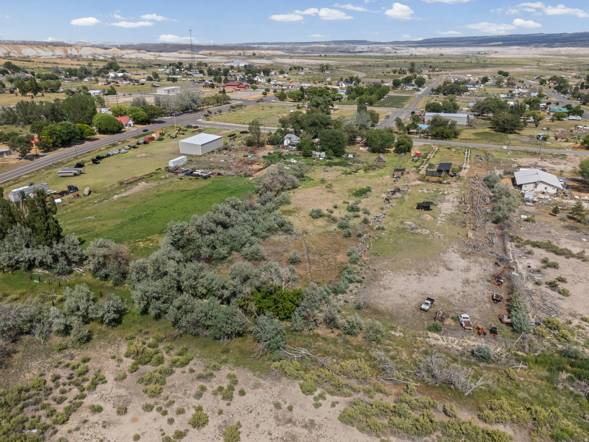 main property photo 25