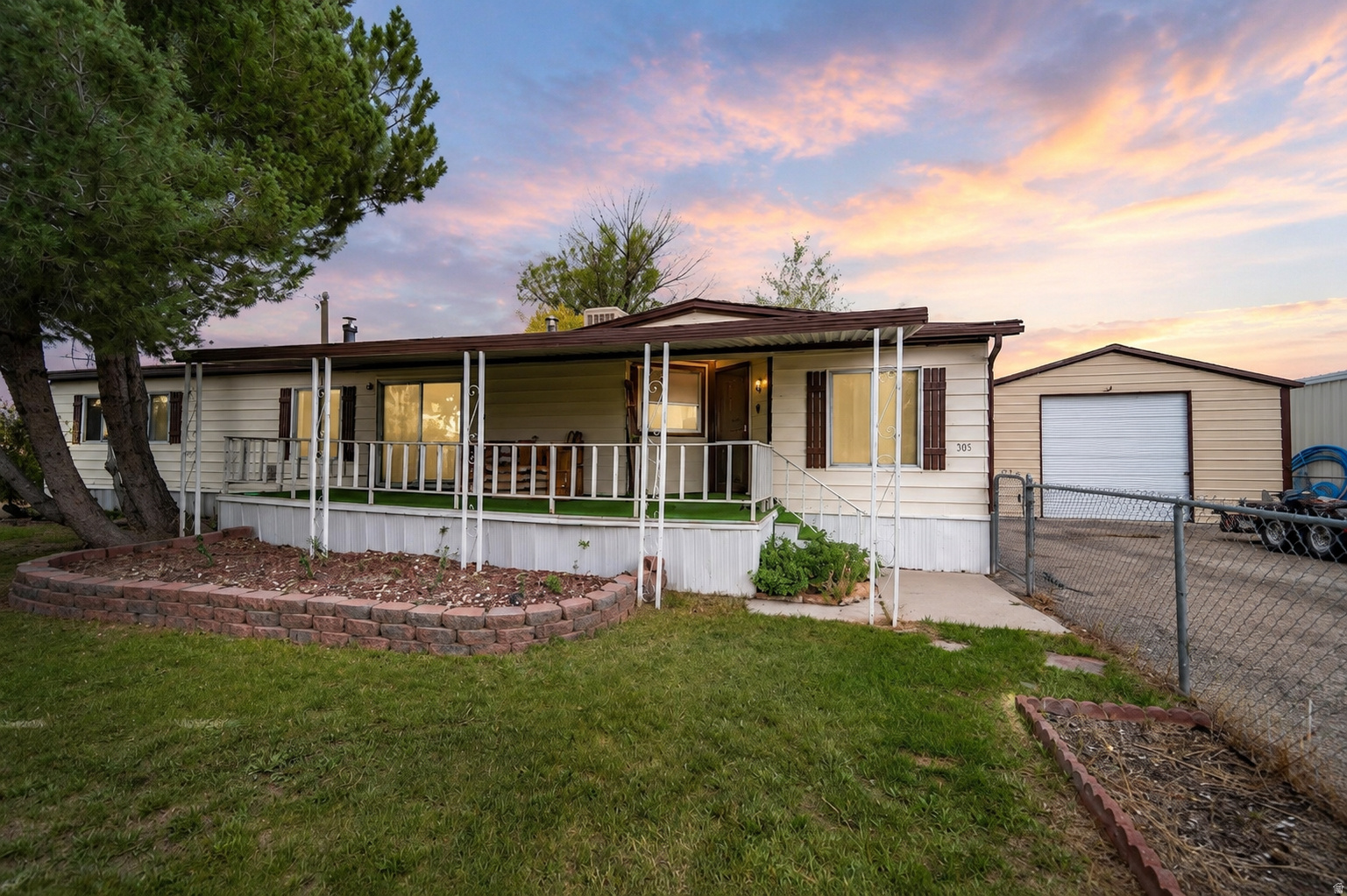 main property photo 21