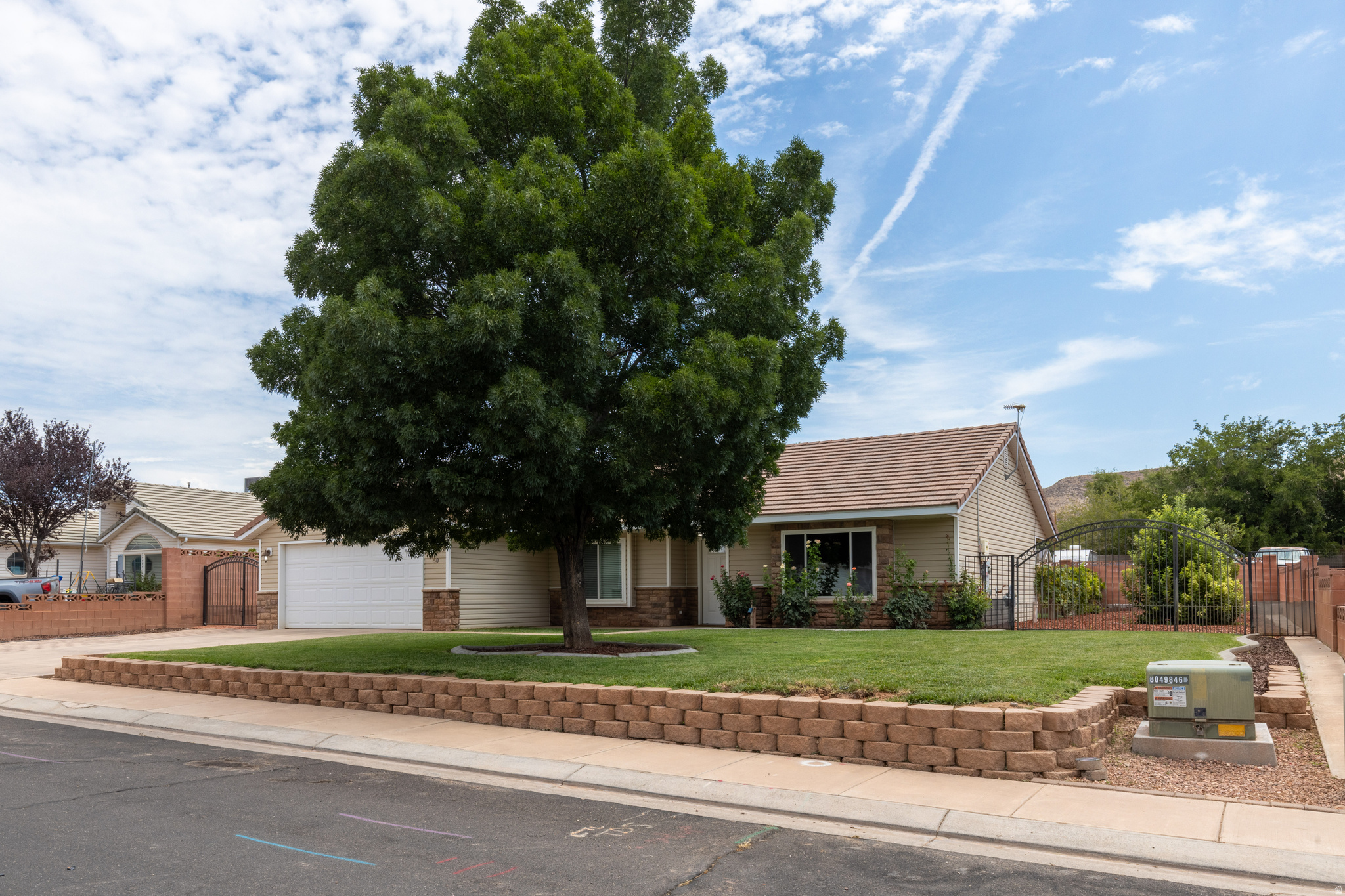 main property photo 5