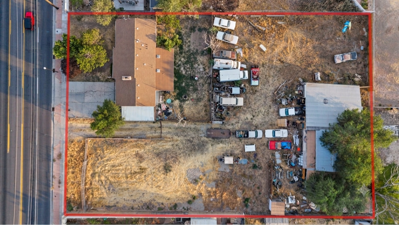 main property photo 37