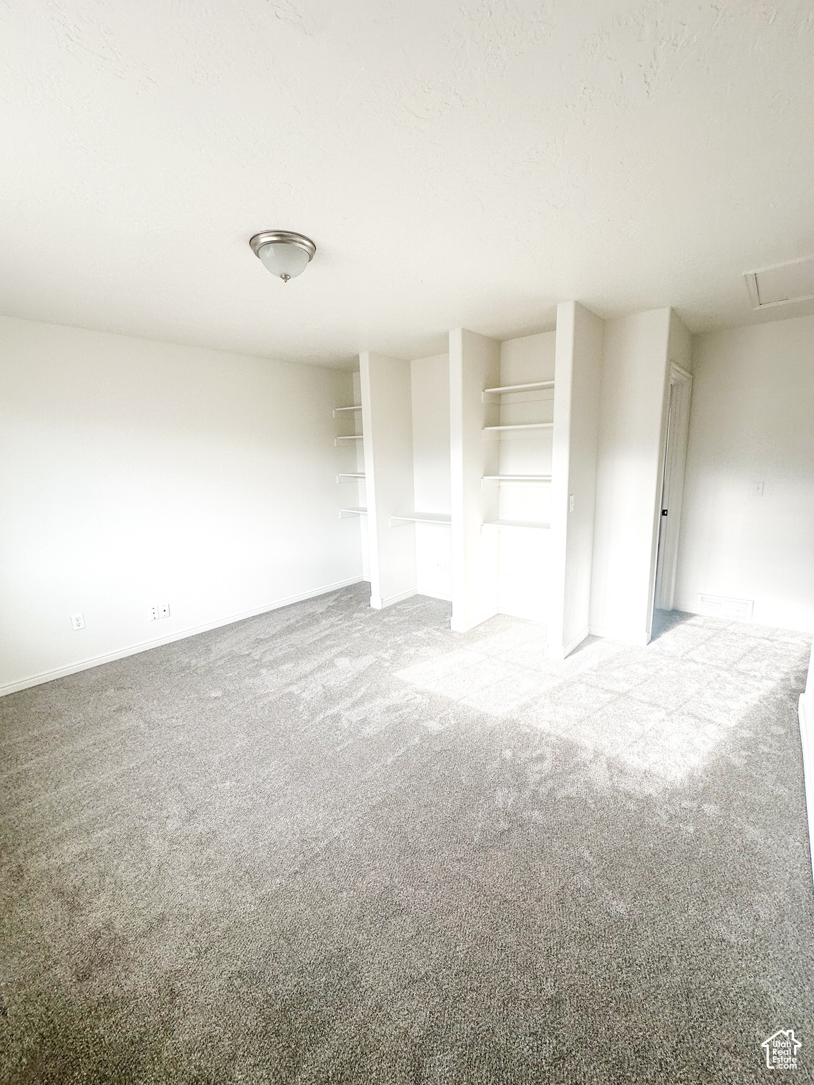 main property photo 64