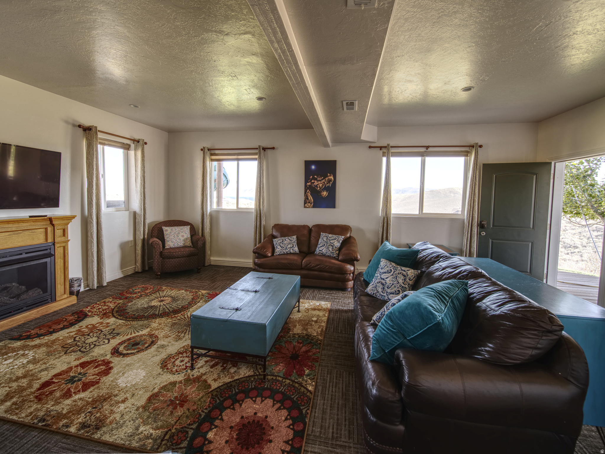 main property photo 15
