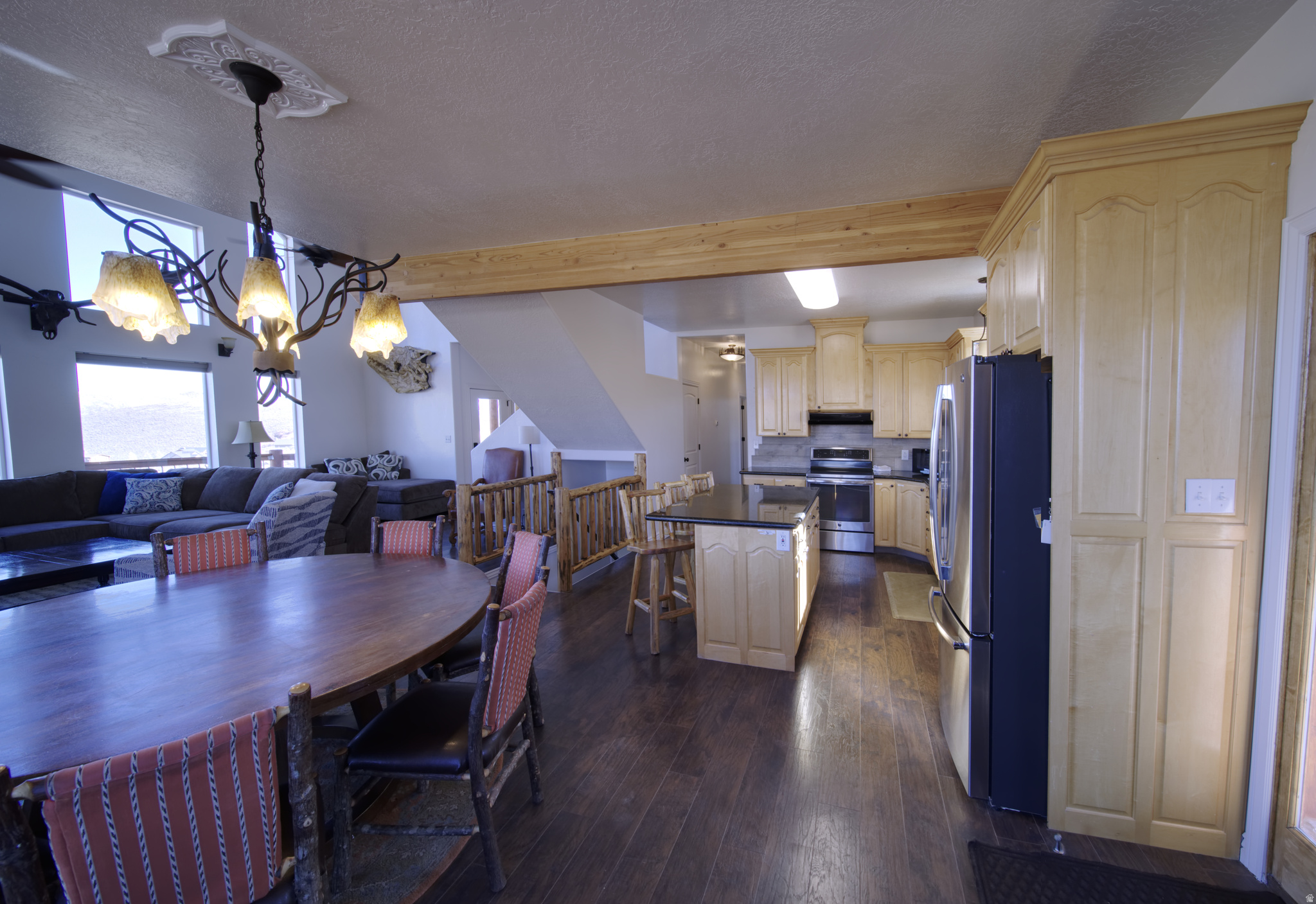 main property photo 51