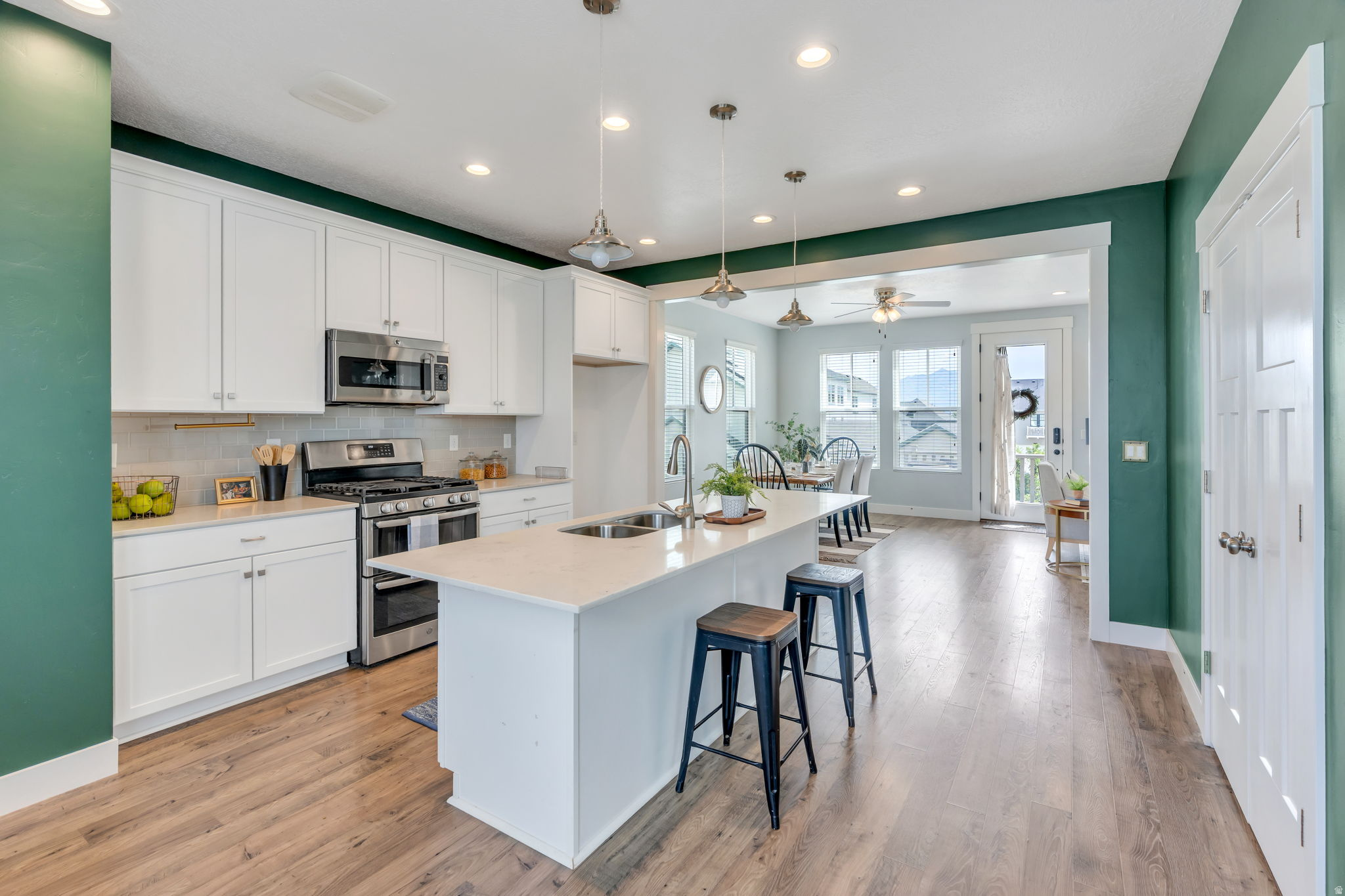 main property photo 17