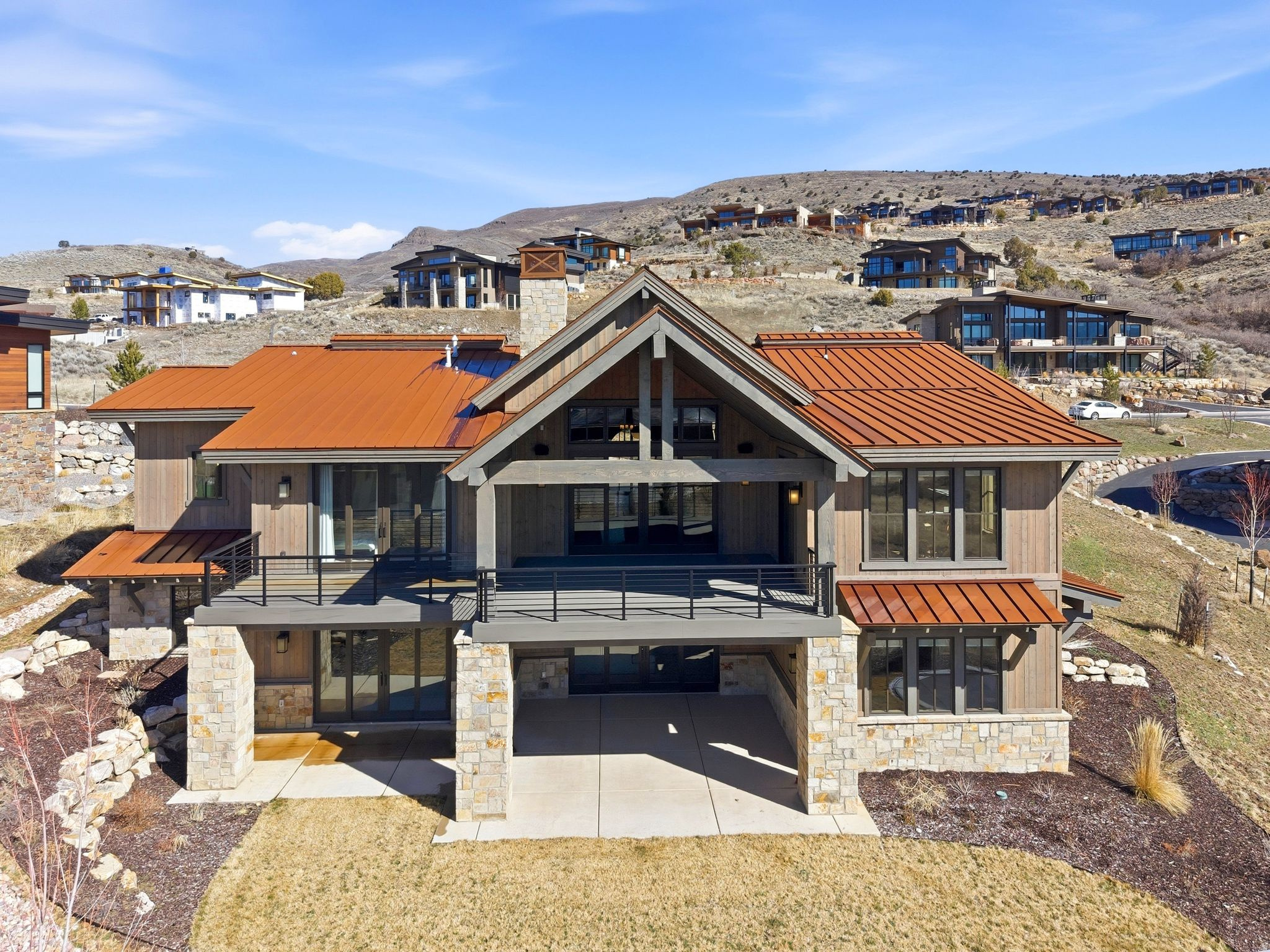 main property photo 3