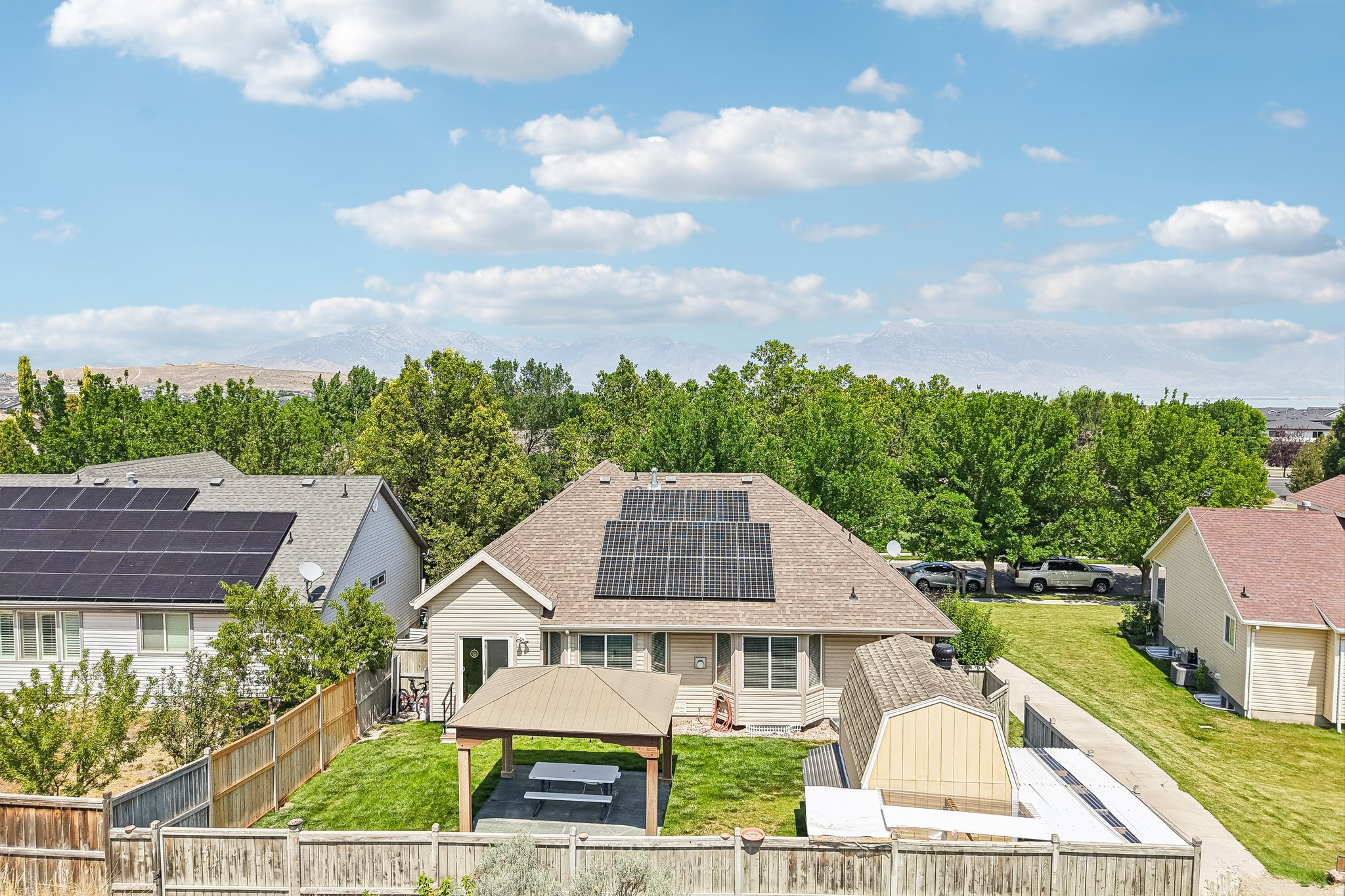 main property photo 31