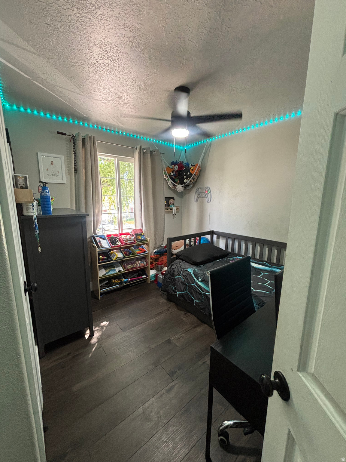 main property photo 17