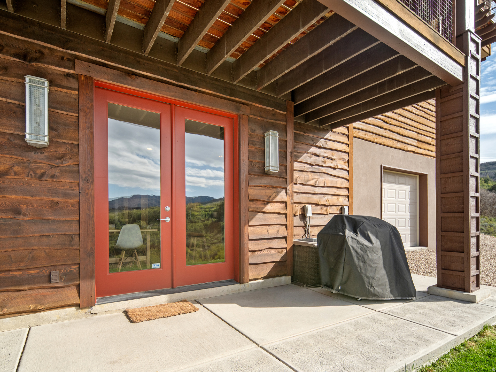 main property photo 79