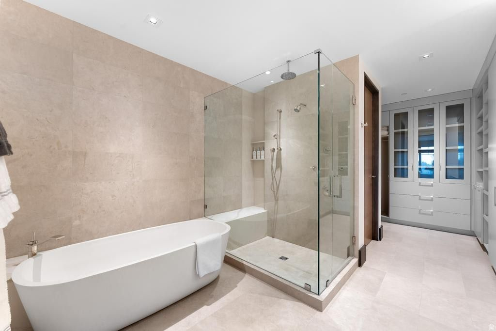 main property photo 59