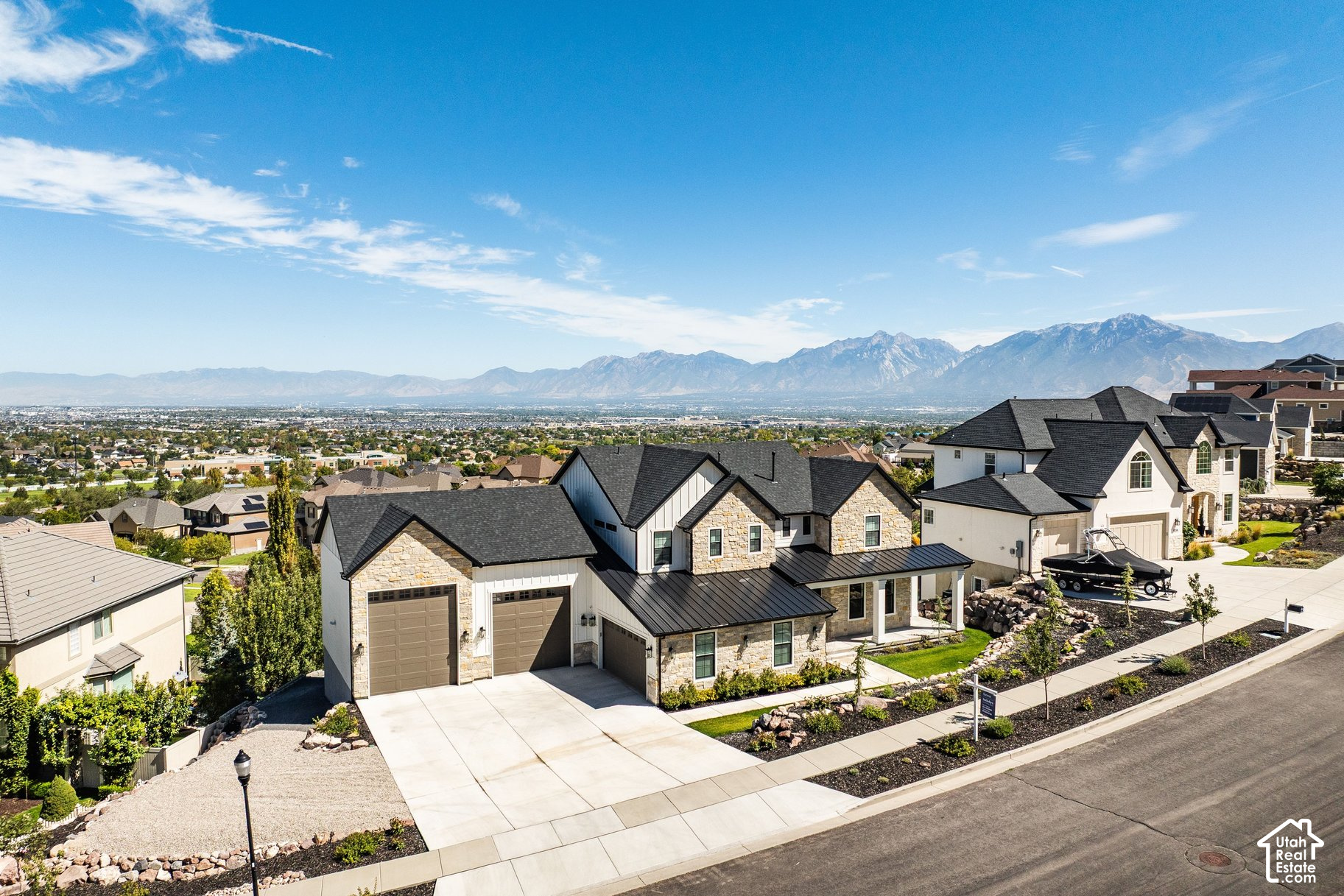 main property photo 0