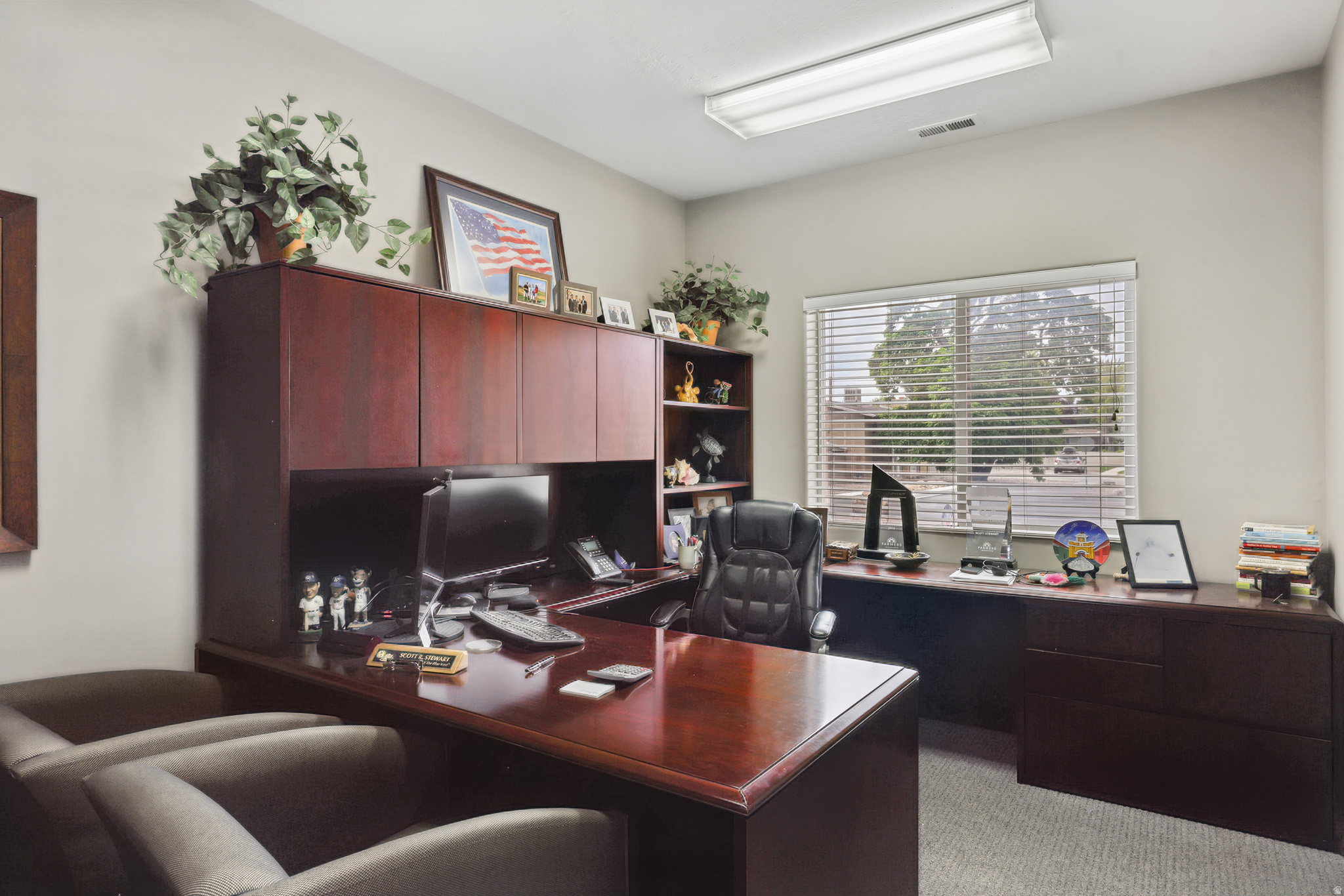 main property photo 11