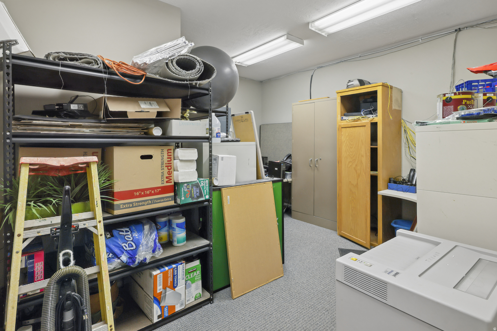 main property photo 13