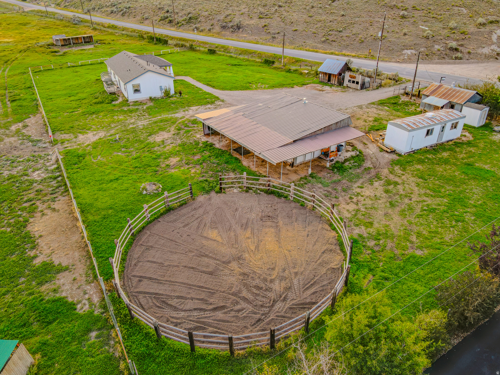 main property photo 29