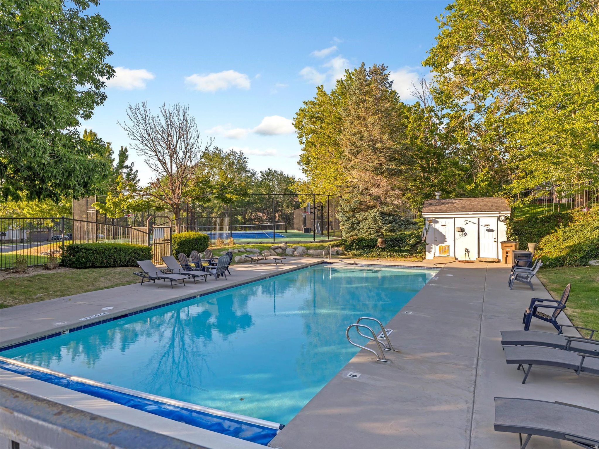 main property photo 70