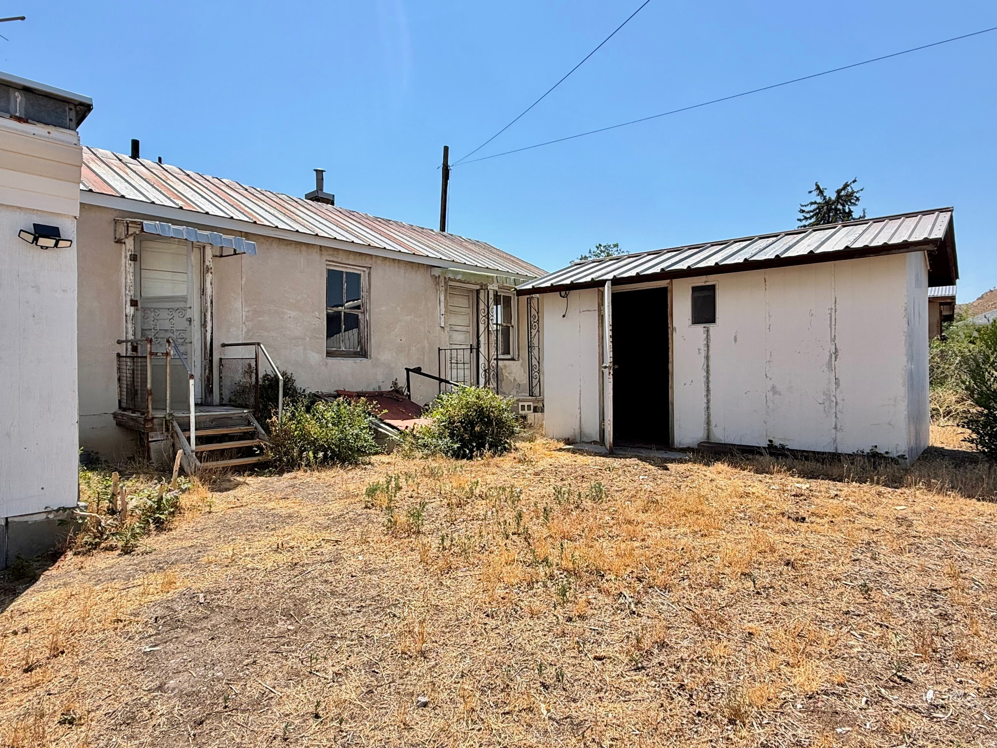 main property photo 15