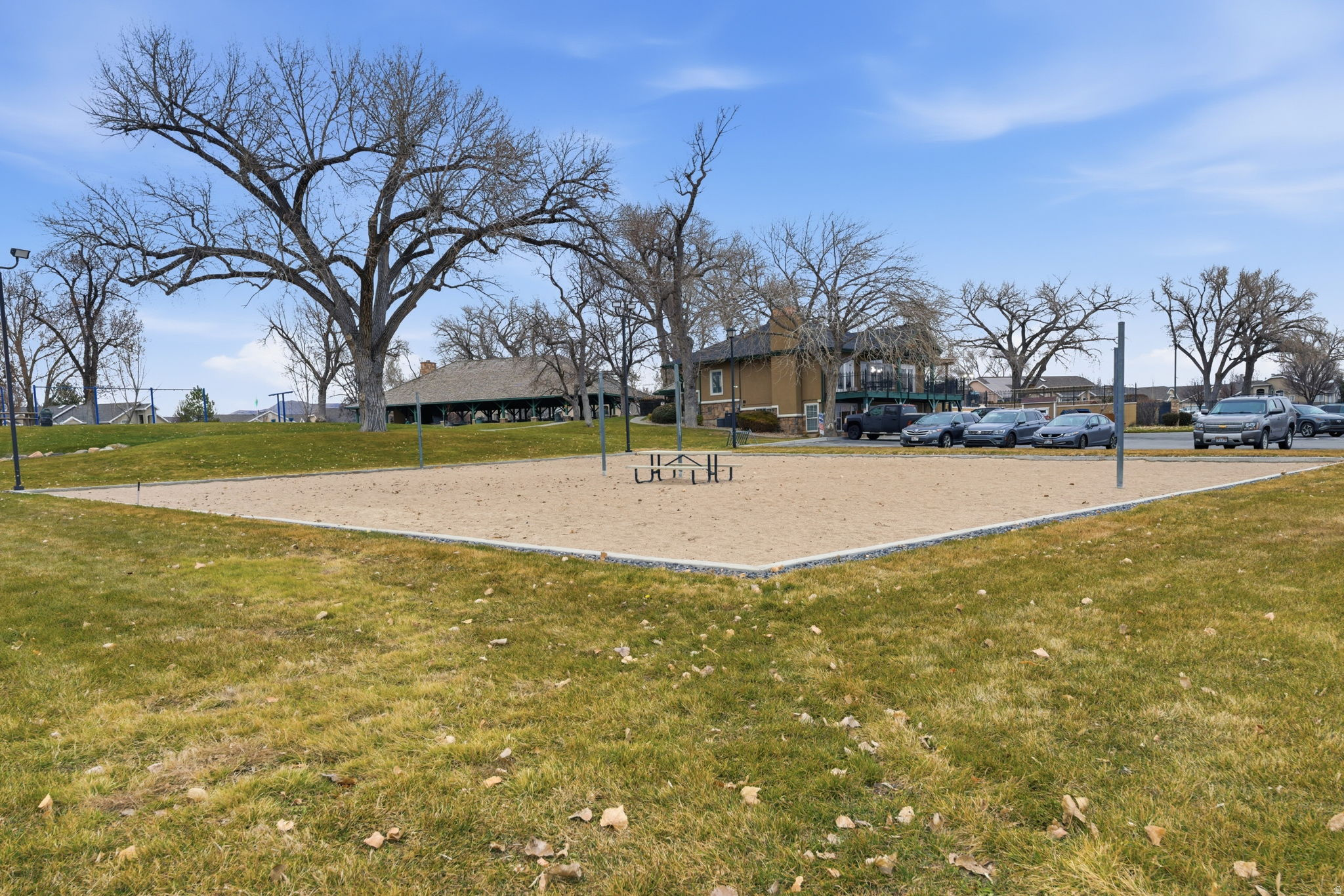 main property photo 40
