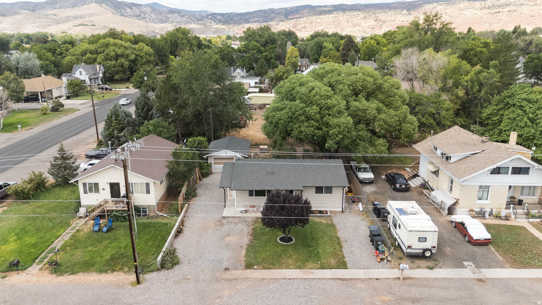 main property photo 42