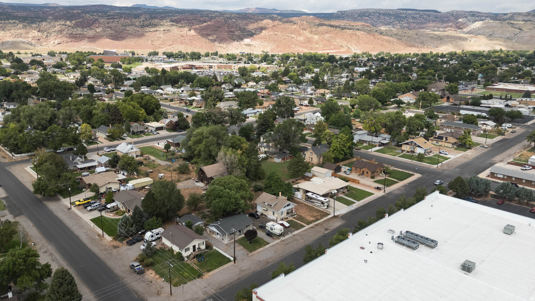 main property photo 49