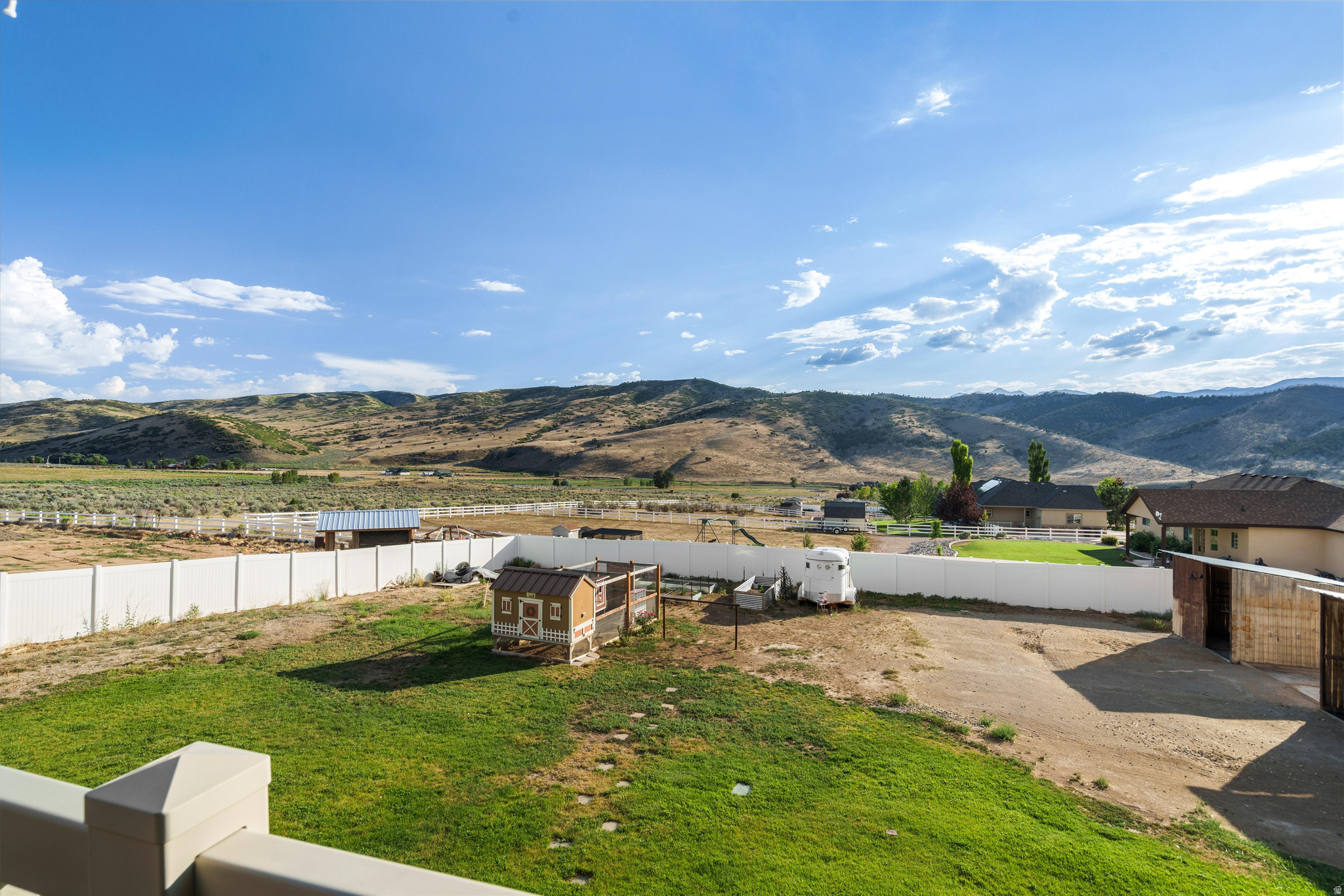 main property photo 38