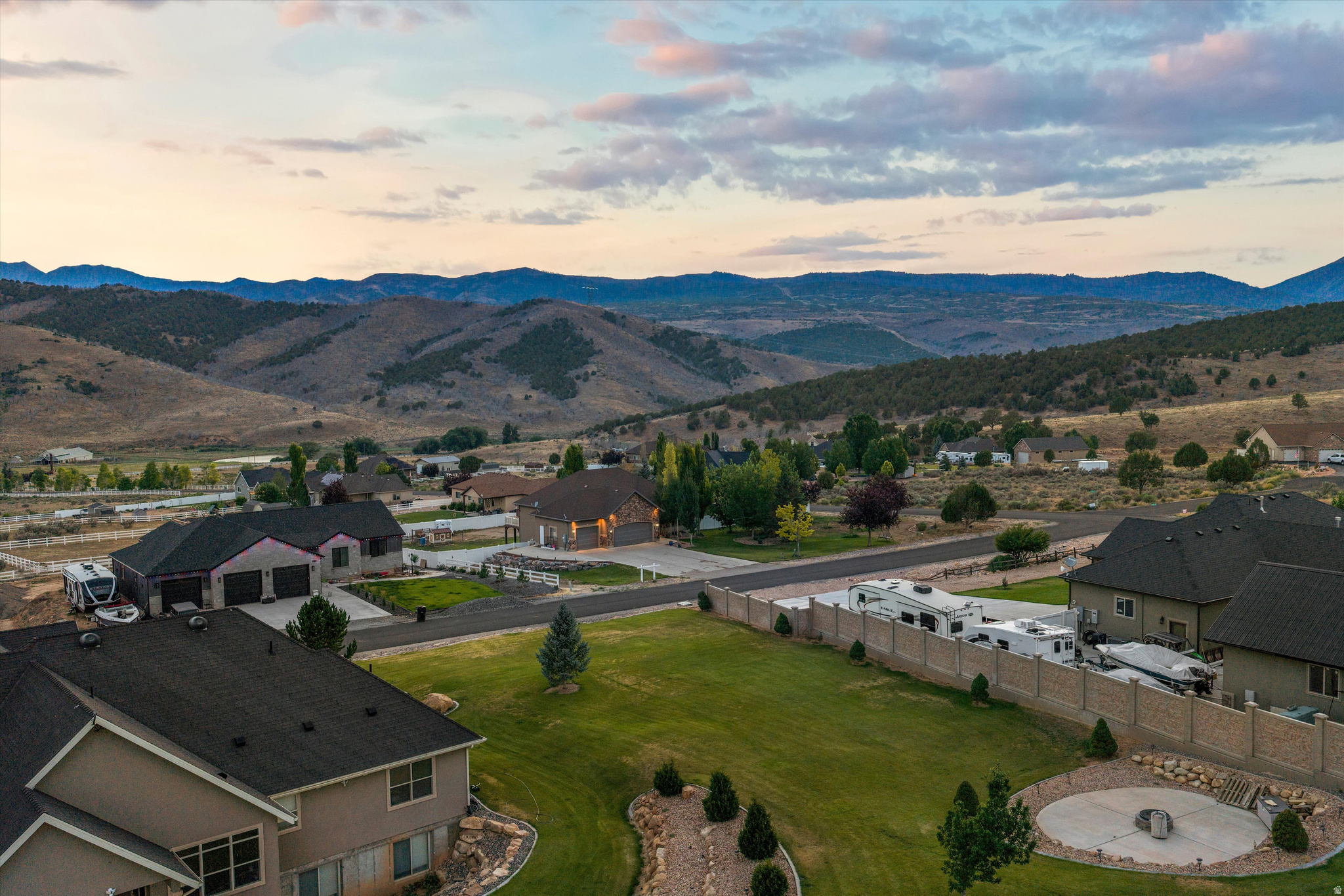 main property photo 50
