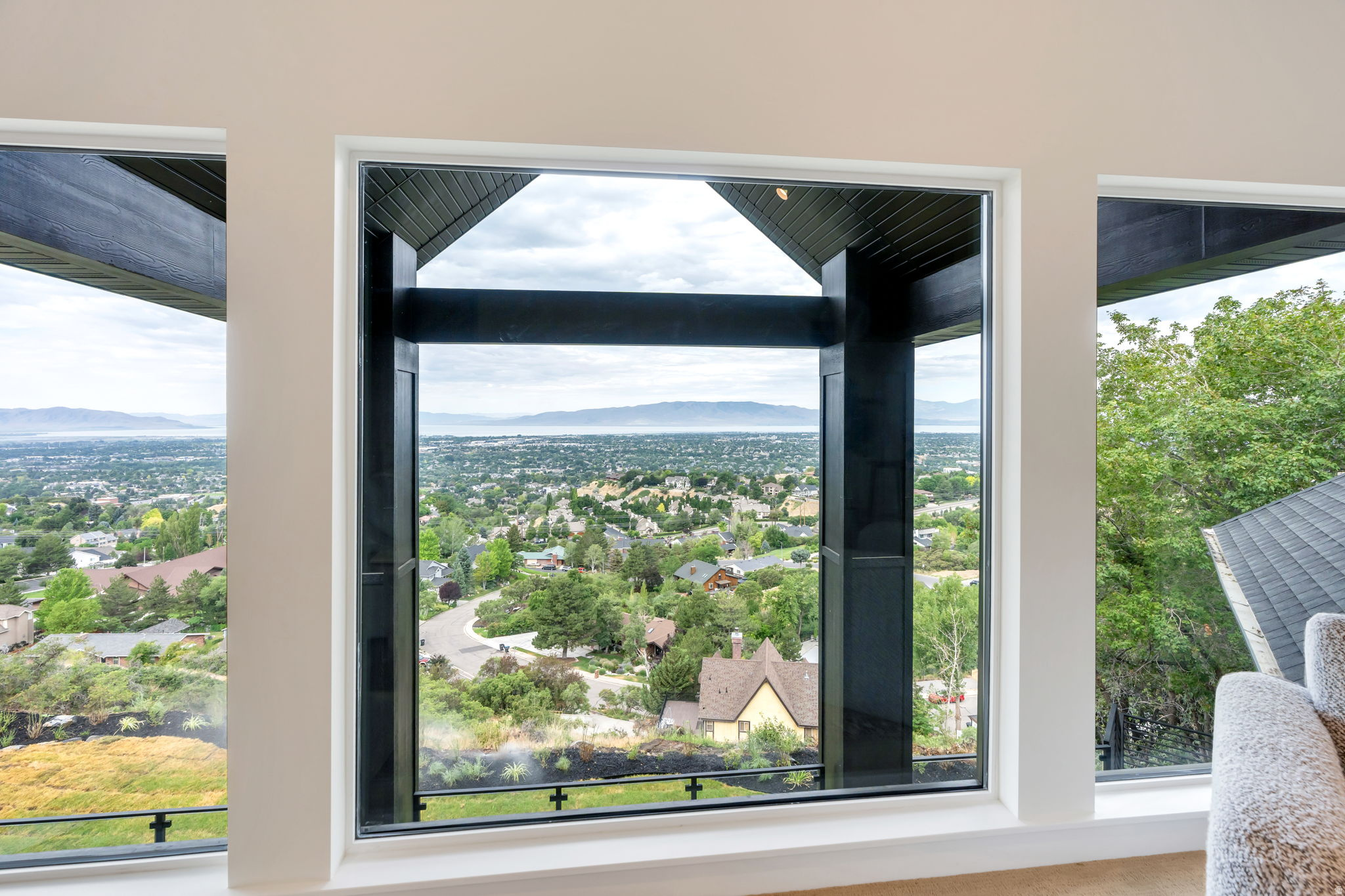 main property photo 62