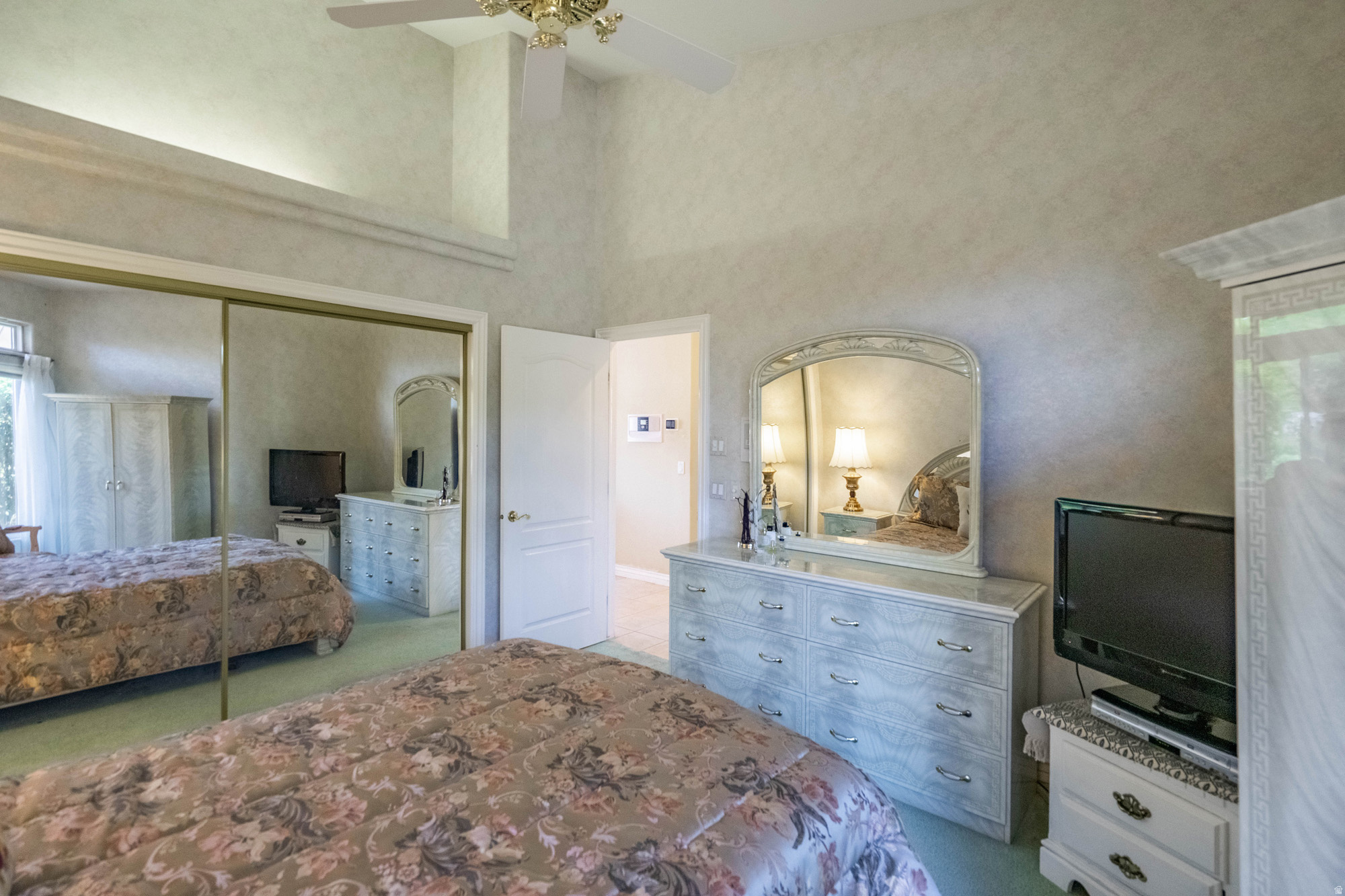 main property photo 51
